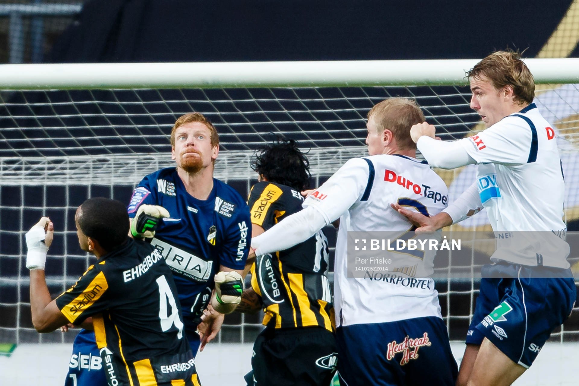 Häckens målvakt Christoffer Källqvist med fokus på