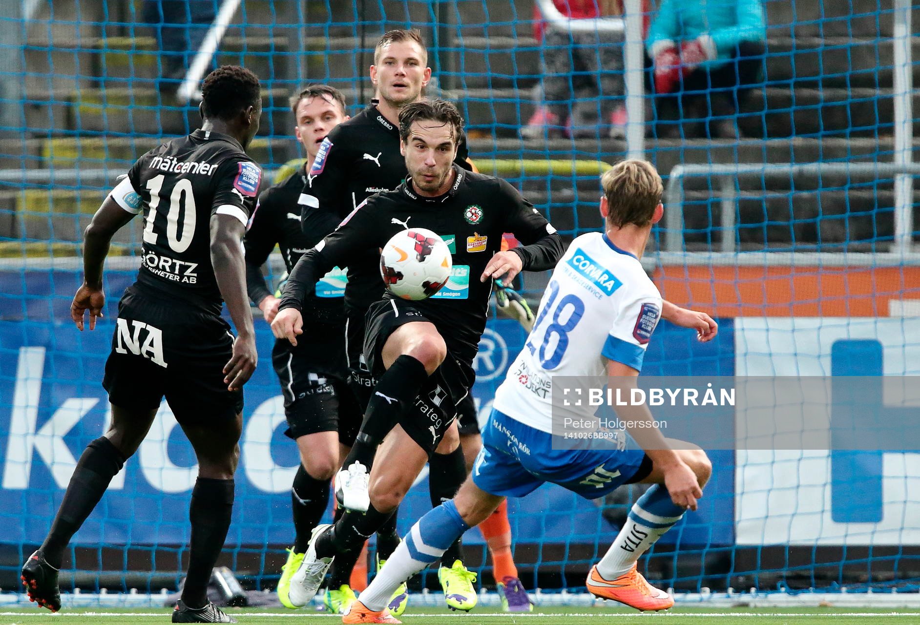 Örebros Nordin Gerzic och Norrköpings Linus Wahlqvist