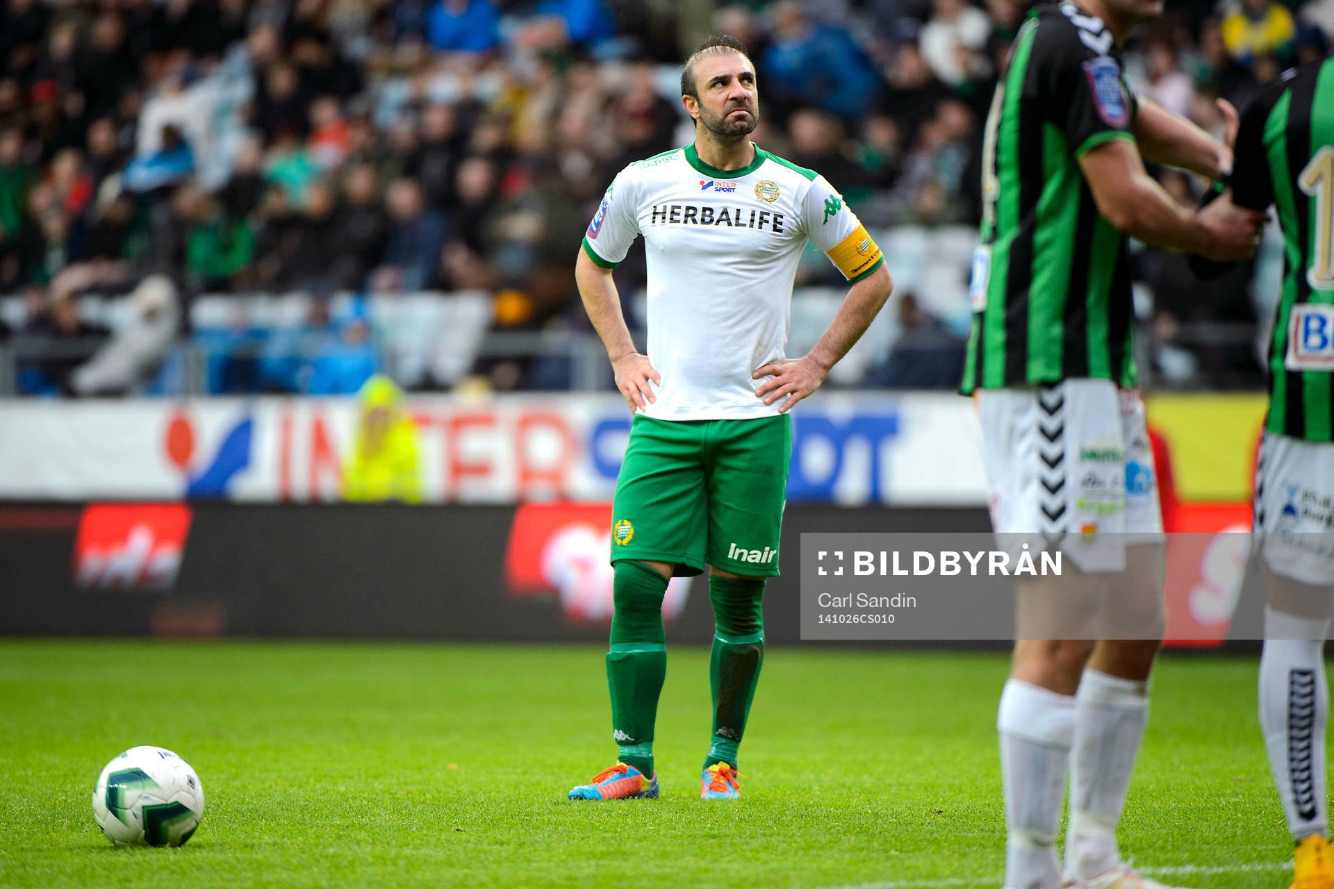 Hammarbys Kennedy Bakircioglu gör sig redo att slå en