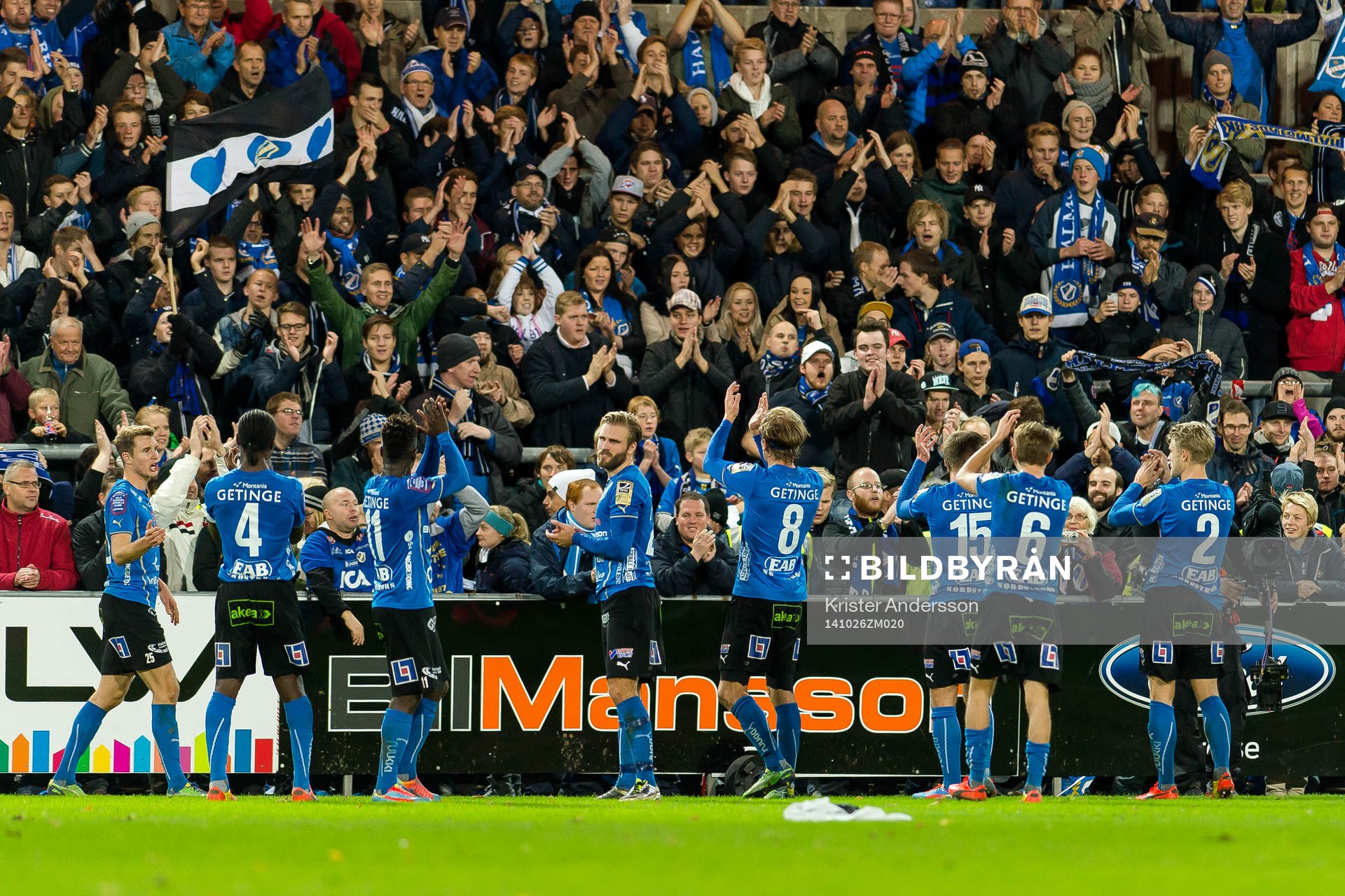 Halmstads spelare tackar publiken