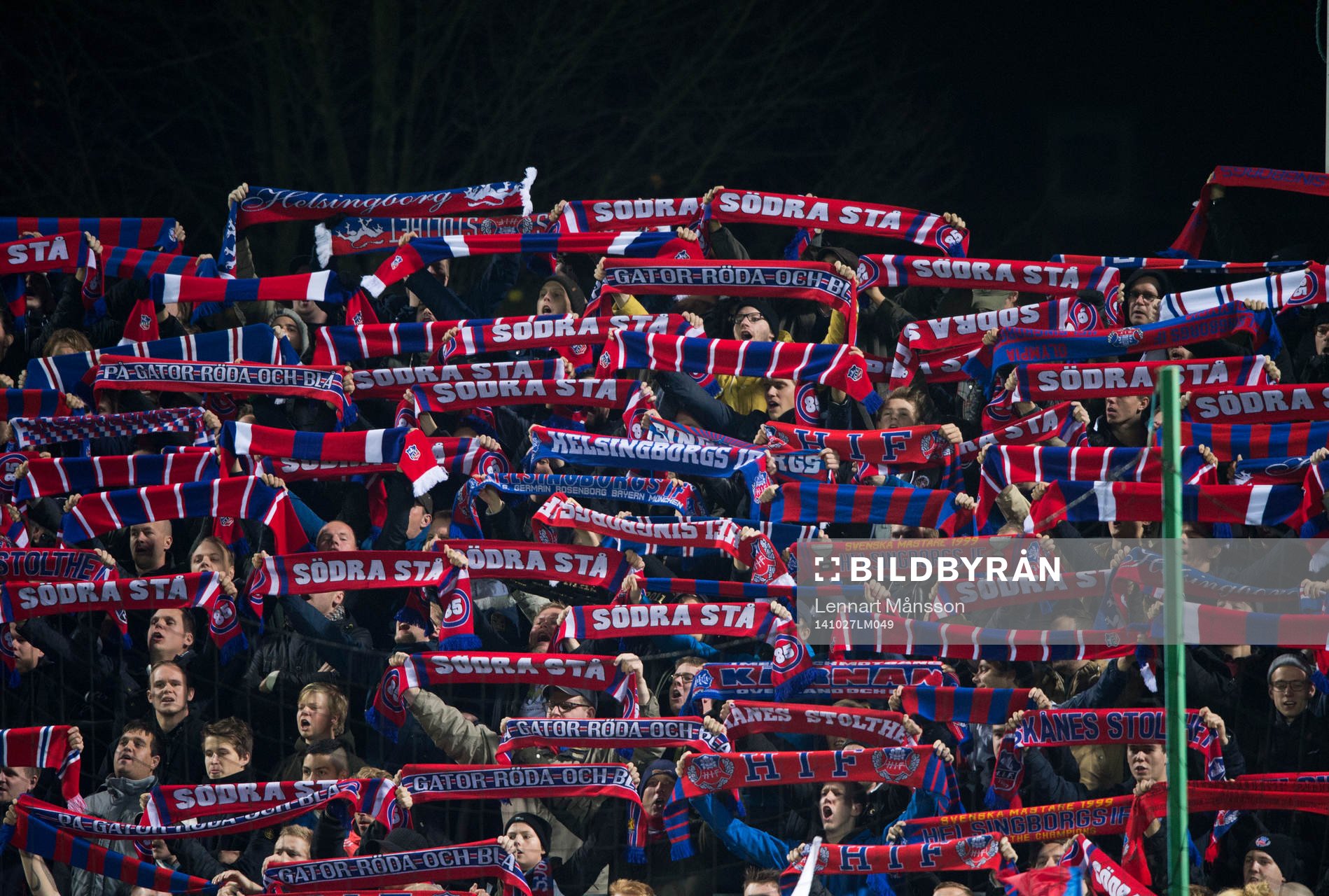 Helsingborgs supporters  i matchen i allsvenskan i fotboll