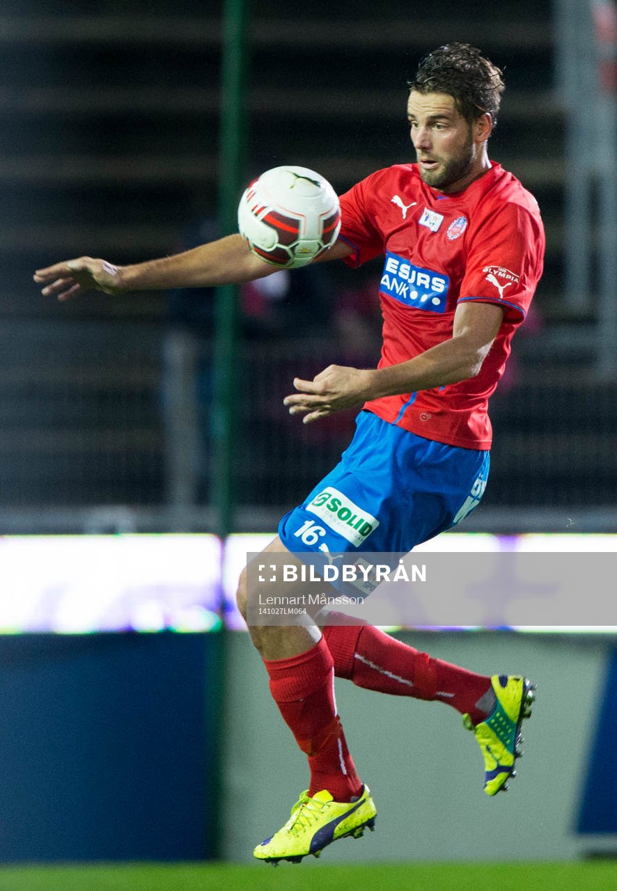 Helsingborgs Mikael Dahlberg i matchen i allsvenskan i