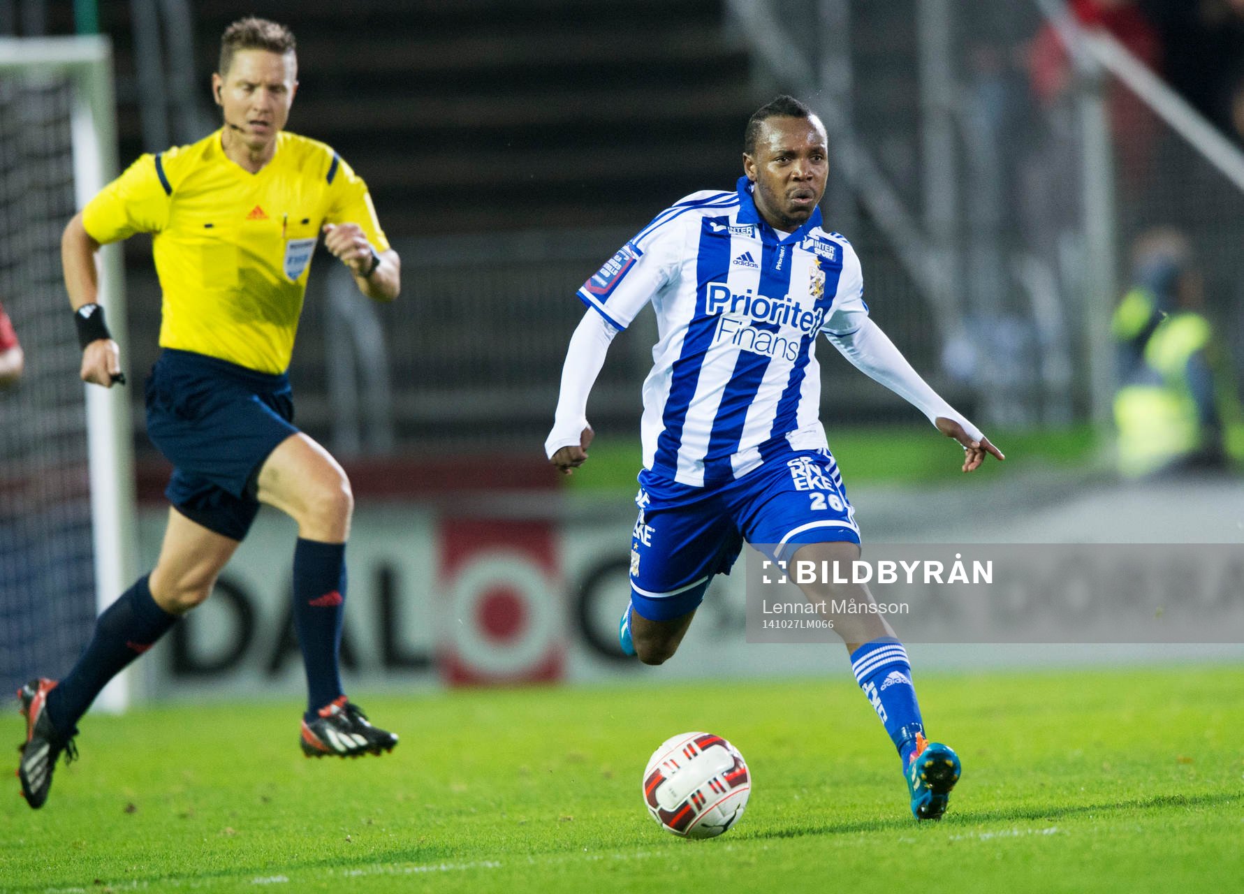 Helsingborgs May Mahlangu  i matchen i allsvenskan i