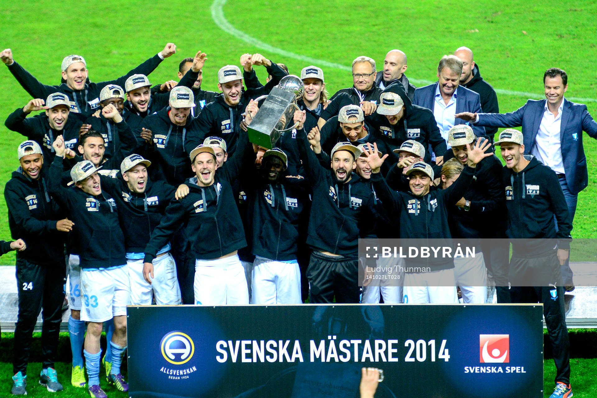 Malmö FF under matchen i Allsvenskan mellan Malmö FF och Brommapojkarna den 27 oktober 2014 i Malmö. 