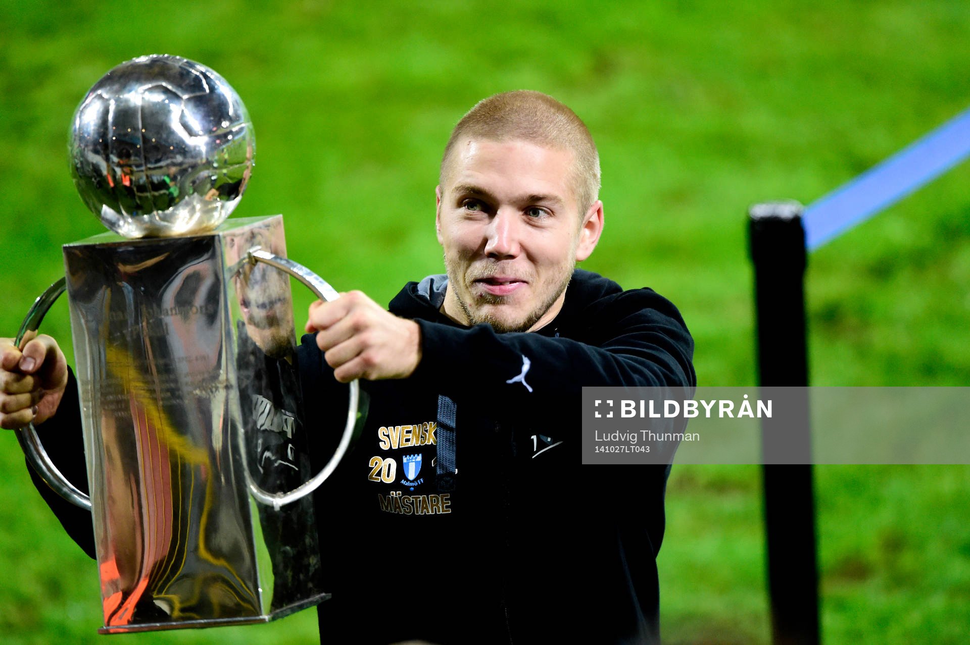 Malmö FFs Anton Tinnerholm jublar