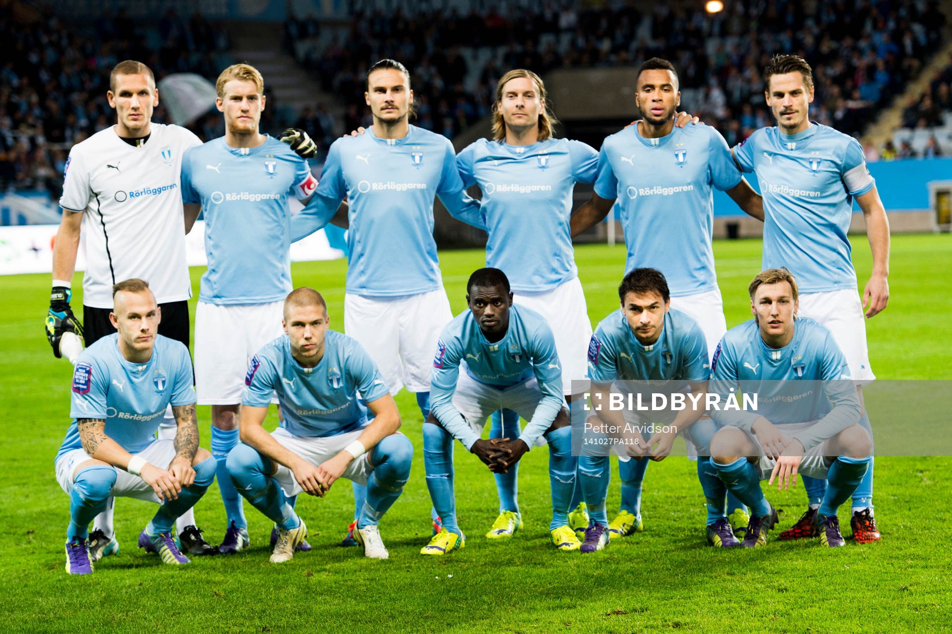 Malmö FFs startelva, övre raden från vänster, målvakt