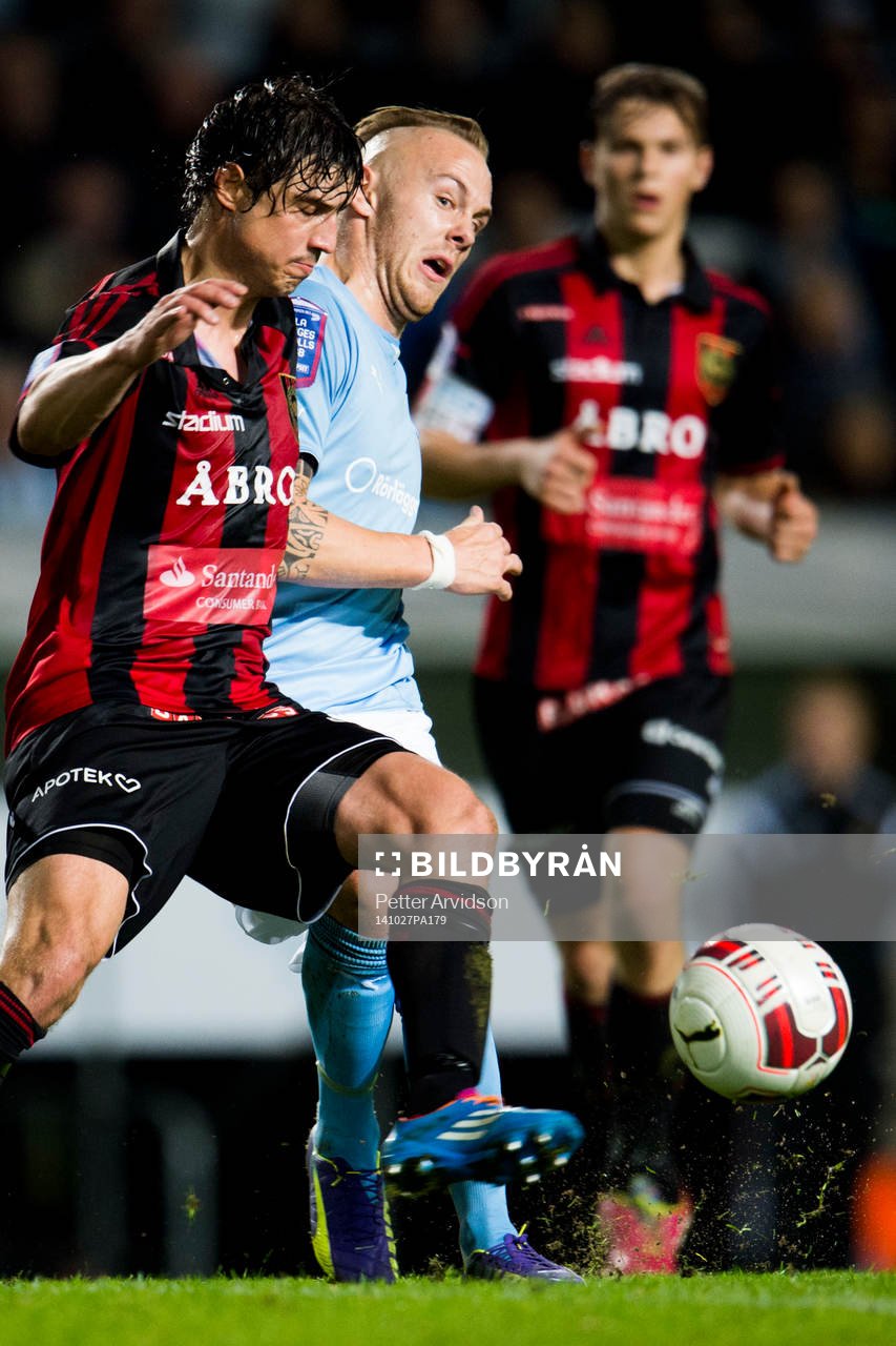 Malmö FFs Magnus Eriksson och Brommapojkarnas Gabriel