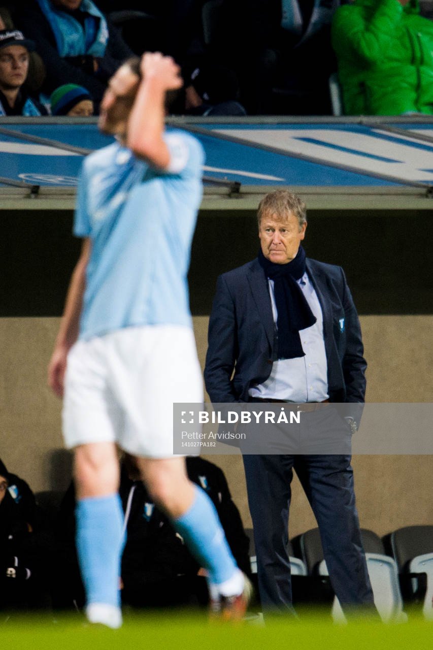 Malmö FFs tränare Åge Hareide och i förgrunden Markus