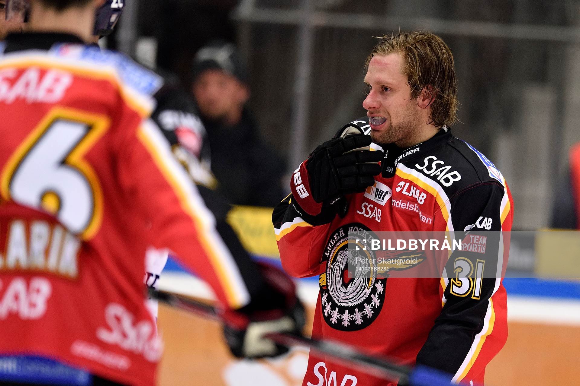Luleås Jonathan Granström utan hjälm