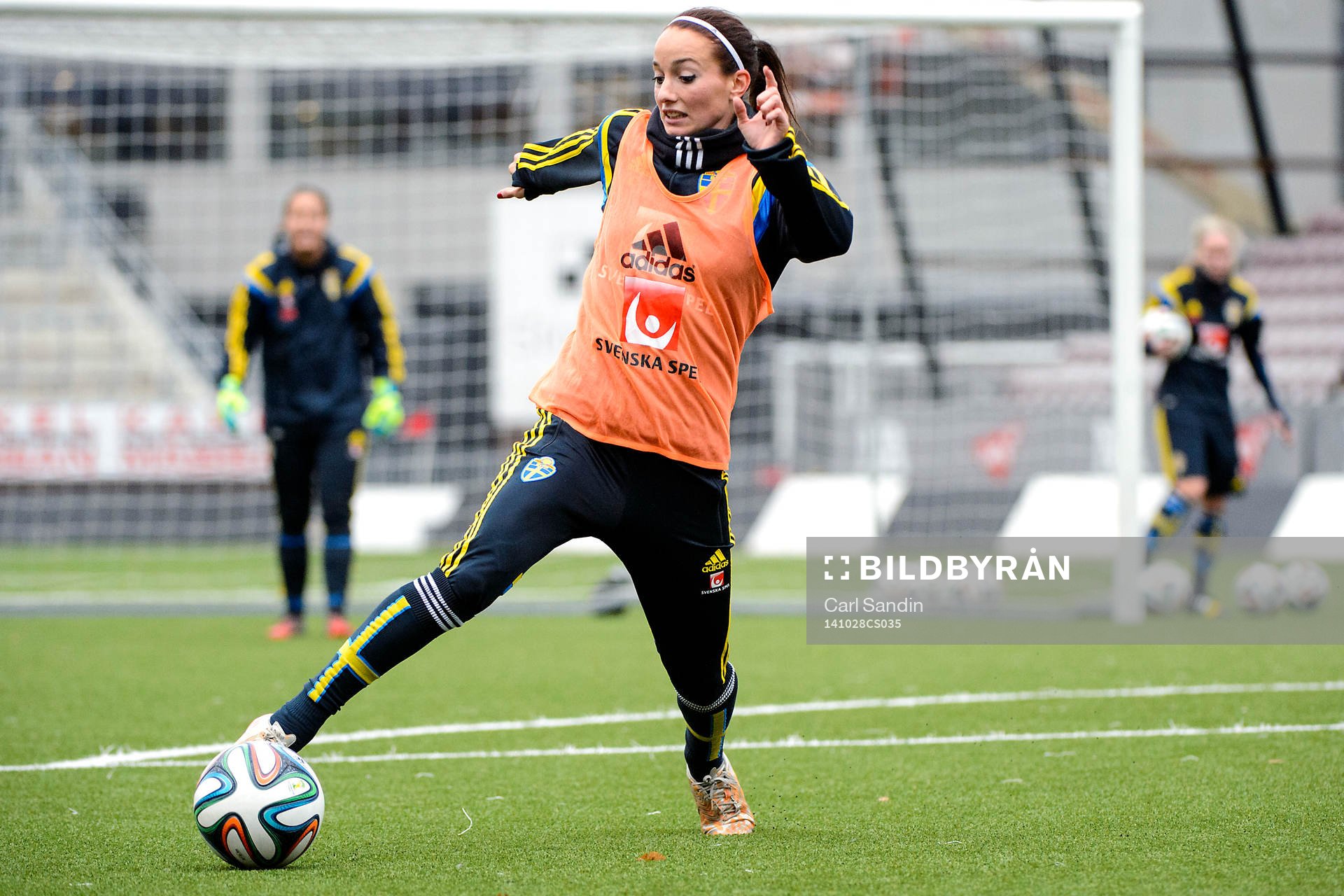 Sveriges Kosovare Asllani