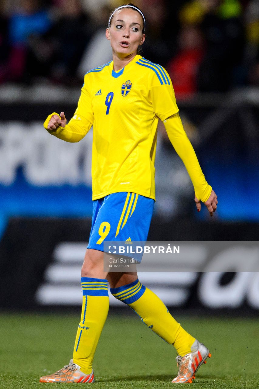 Sveriges Kosovare Asllani