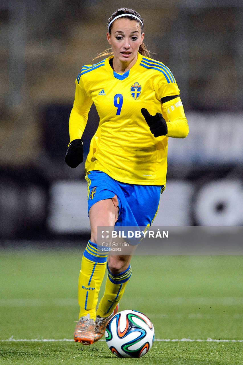 Sveriges Kosovare Asllani