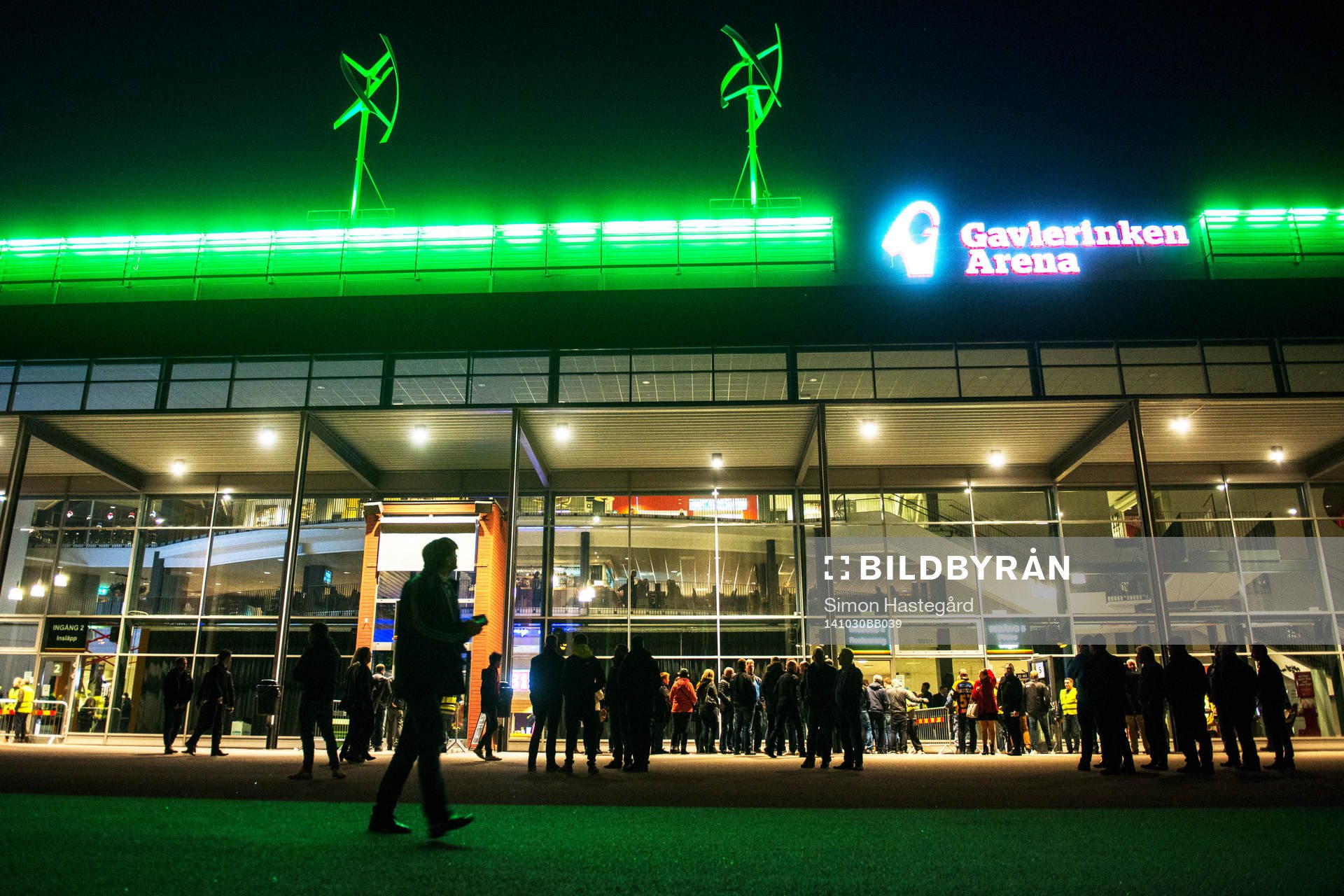 Entrén till Gavlerinken Arena före ishockeymatchen i SHL