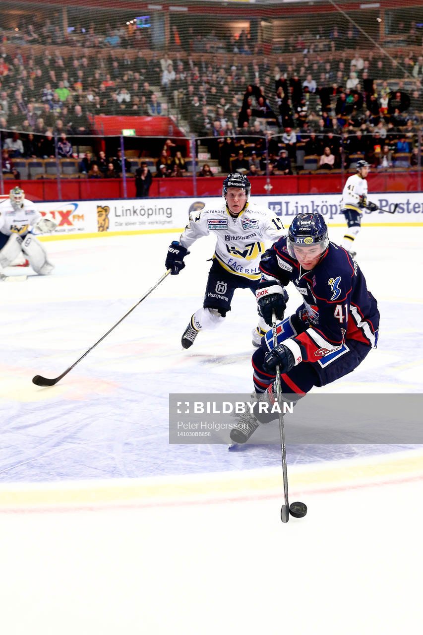 s Emil Johansson