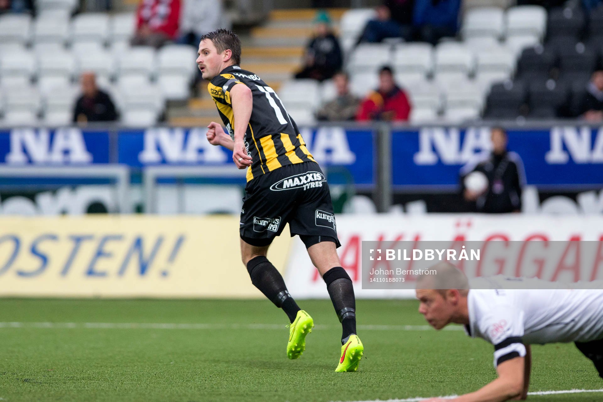 Häckens Björn Anklev jublar