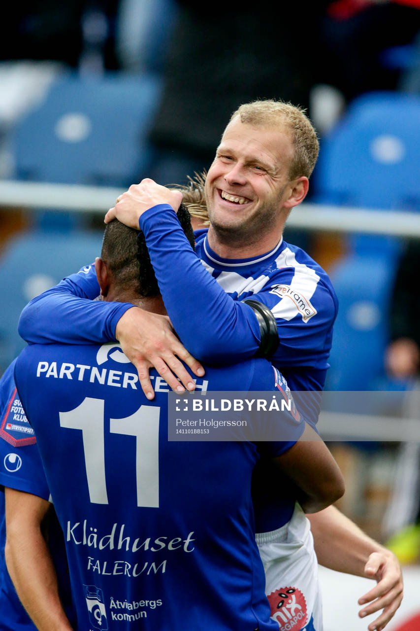 Åtvidabergs Kristian Bergström jublar