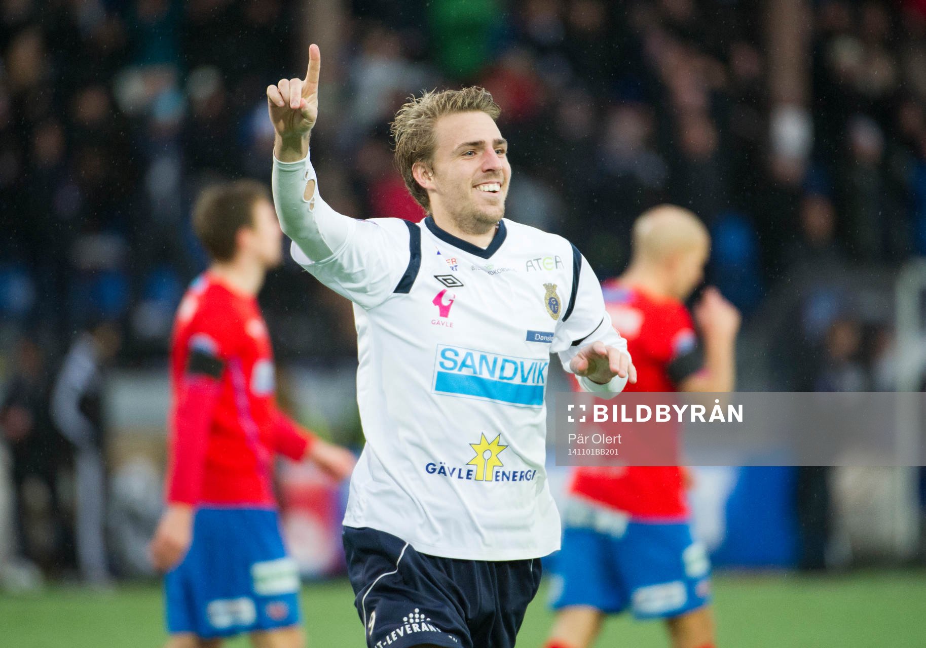 Gefles Johan Oremo jublar