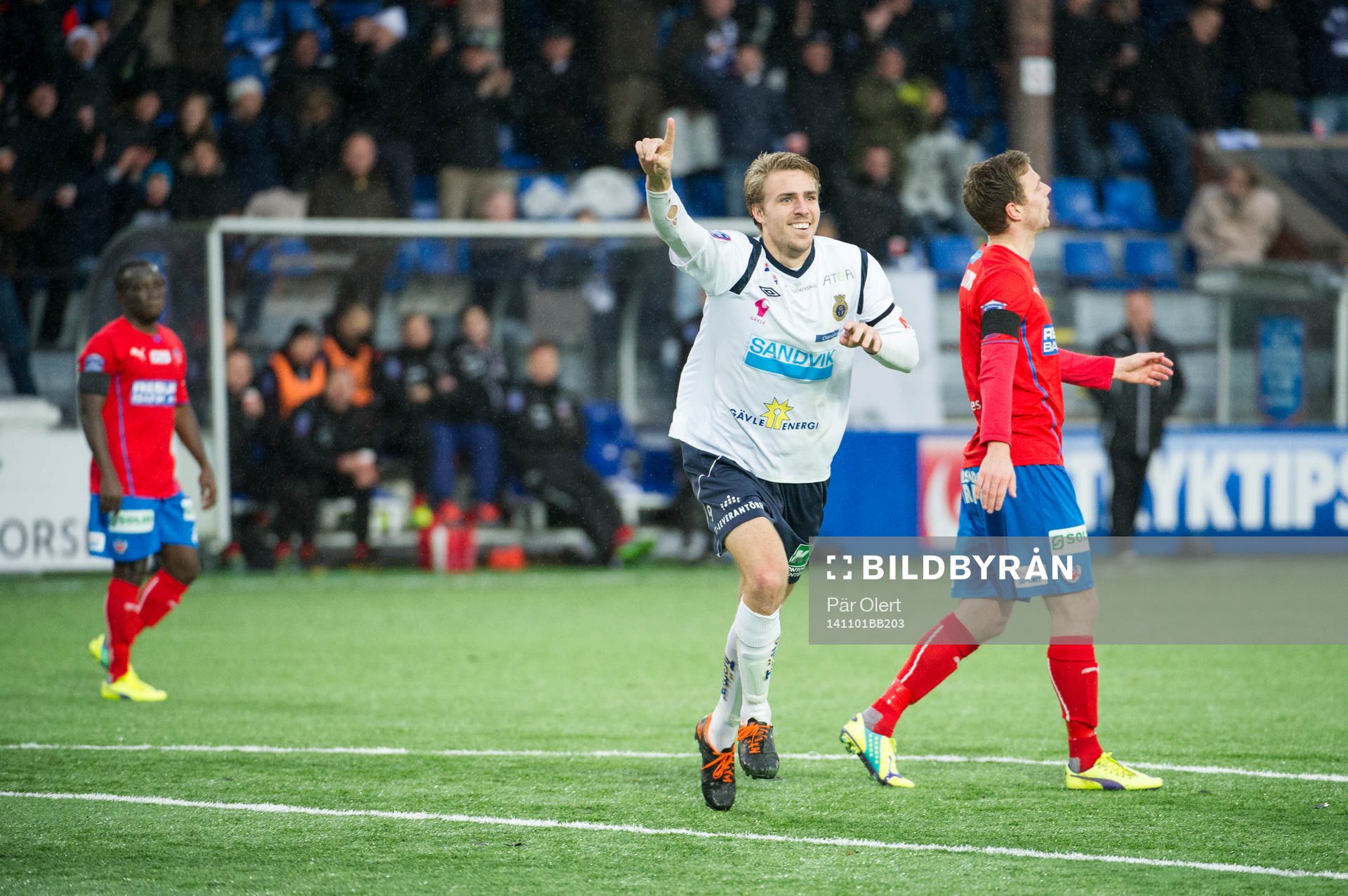 Gefles Johan Oremo jublar