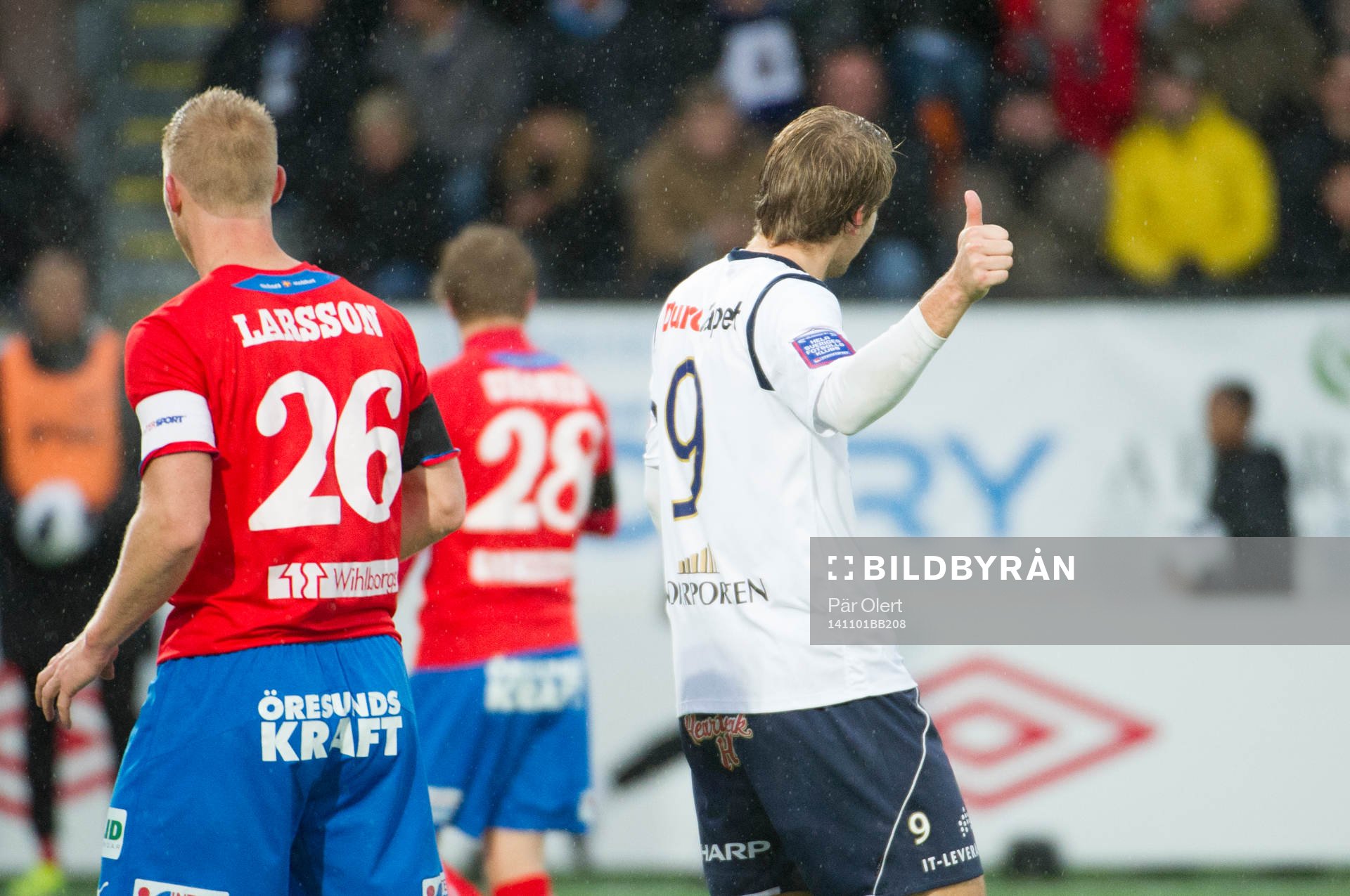 Gefles Johan Oremo ger tummen upp