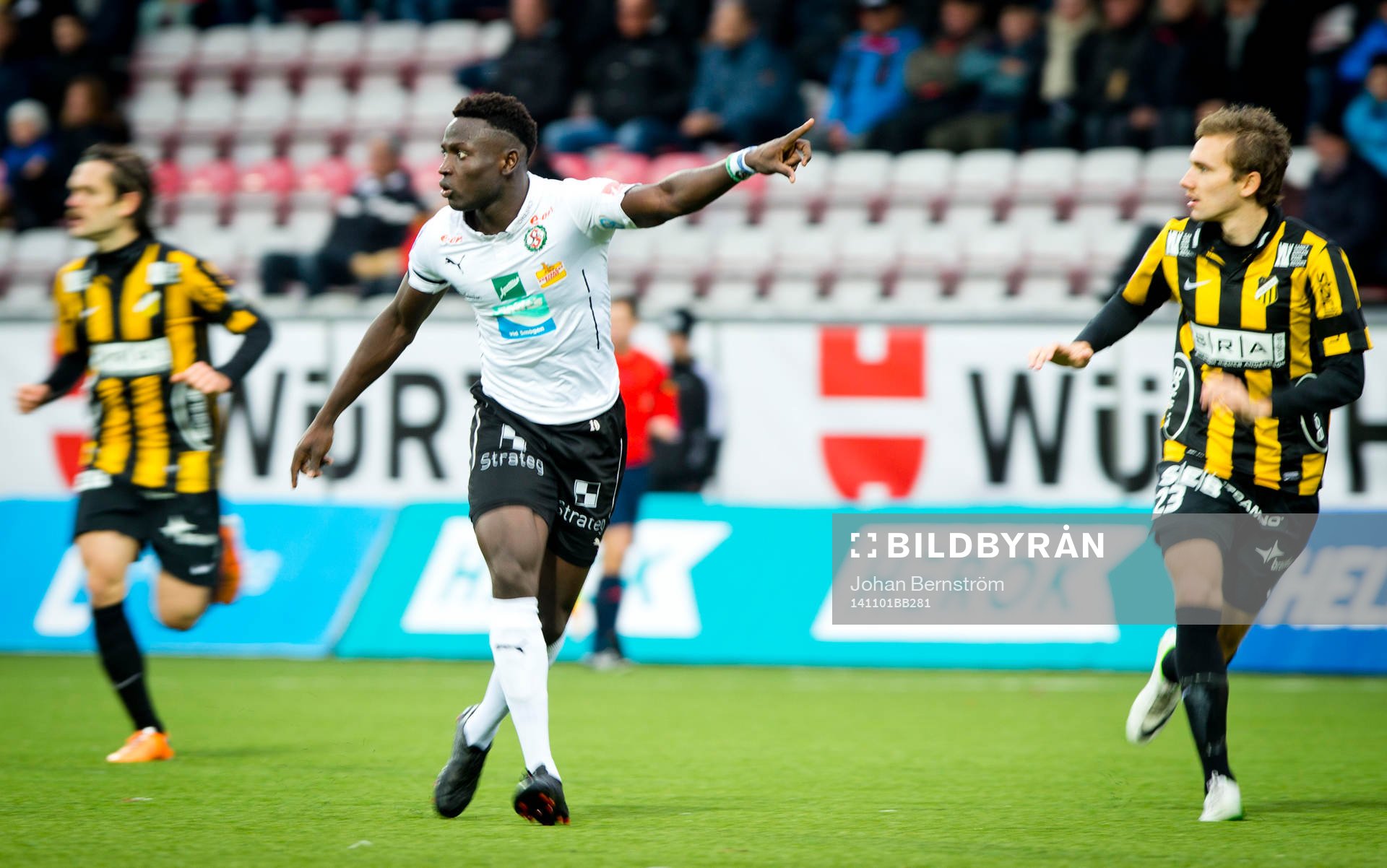 Örebros Alhassan Kamara gjorde hattrick mot Häcken