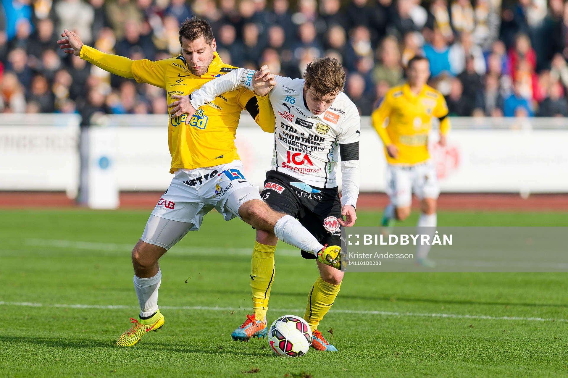 Falkenbergs Stefan Rodevåg och Mjällbys Viktor Nilsson