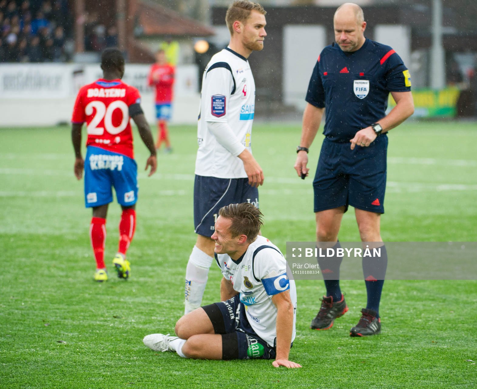 Gefles Anders Wikström får ont