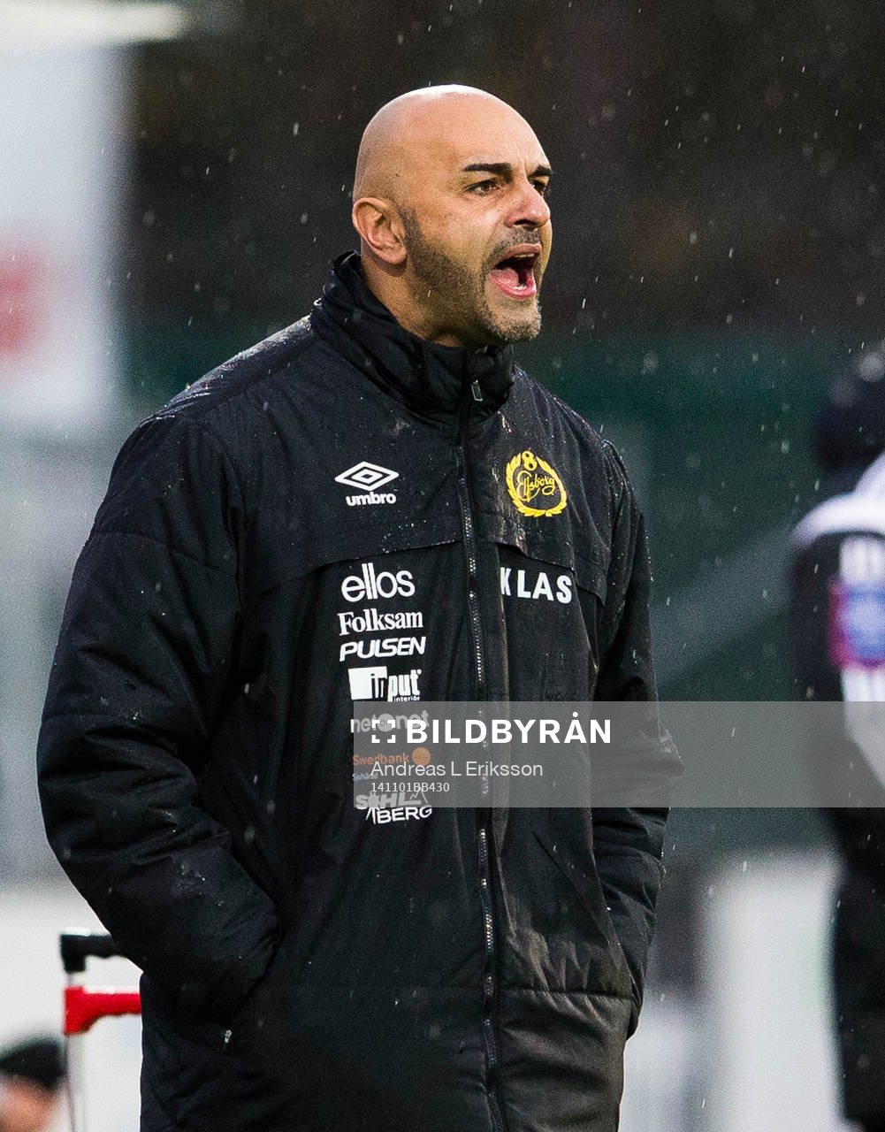 Elfsborgs tränare Jan Mian under fotbollsmatchen i Allsvenskan mellan Brommapojkarna och Elfsborg den 1 november 2014 i Stockholm.