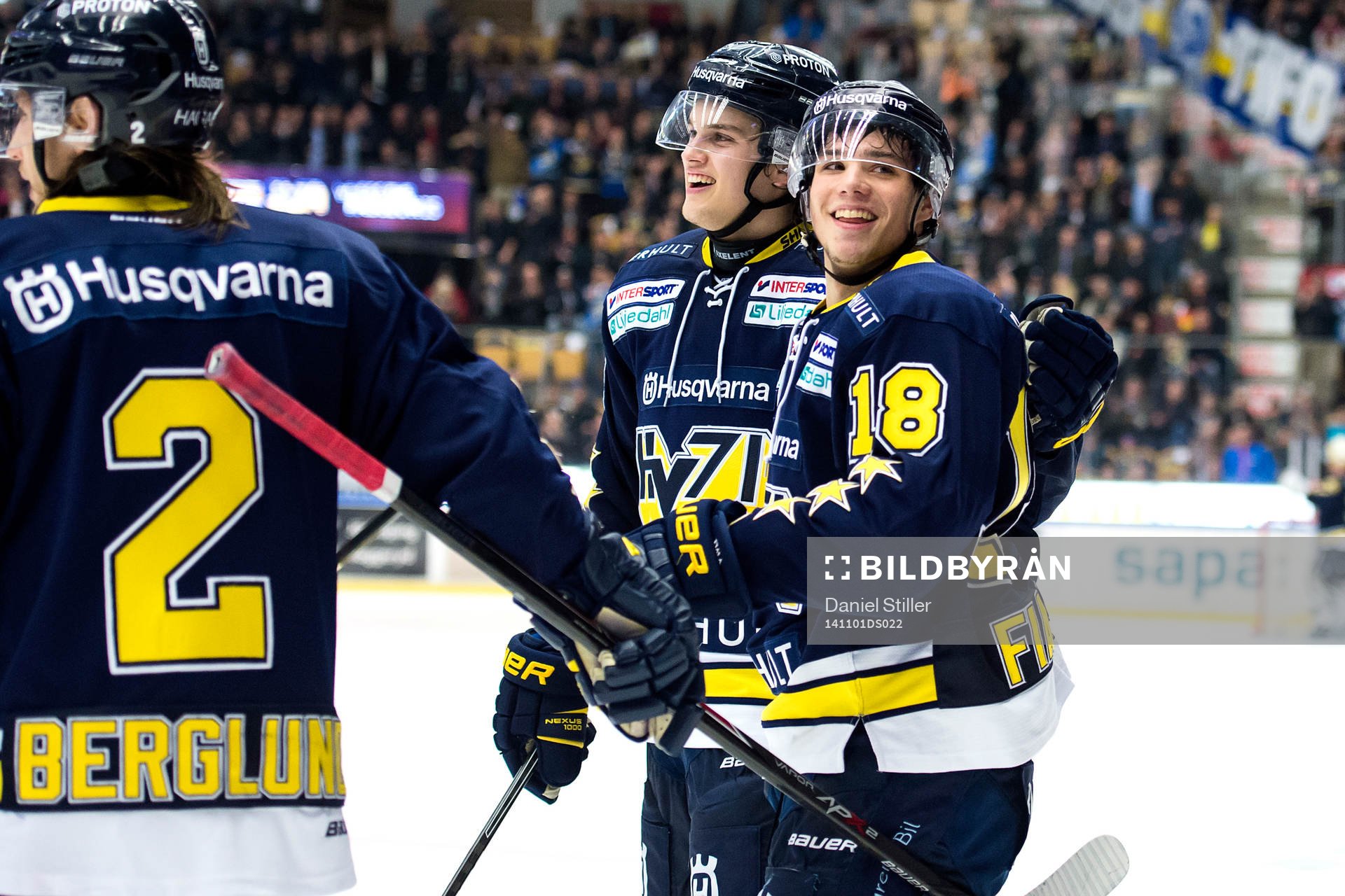 s Kevin Fiala jublar