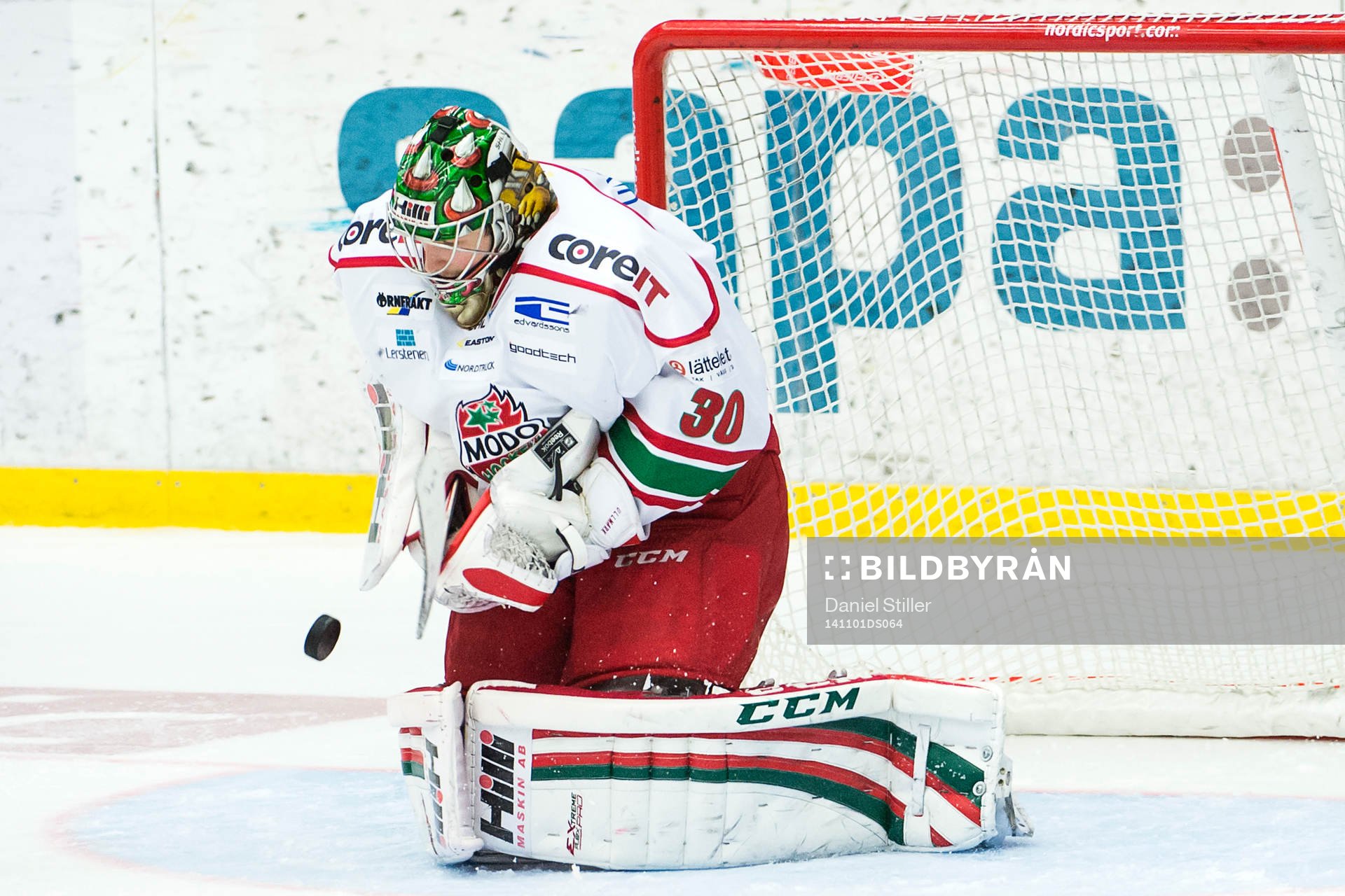 Modos målvakt Linus Ullmark