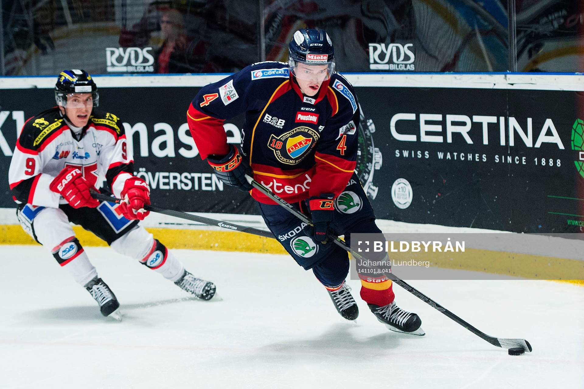 Örebros Joonas Jalvanti jagar Djurgårdens Marcus