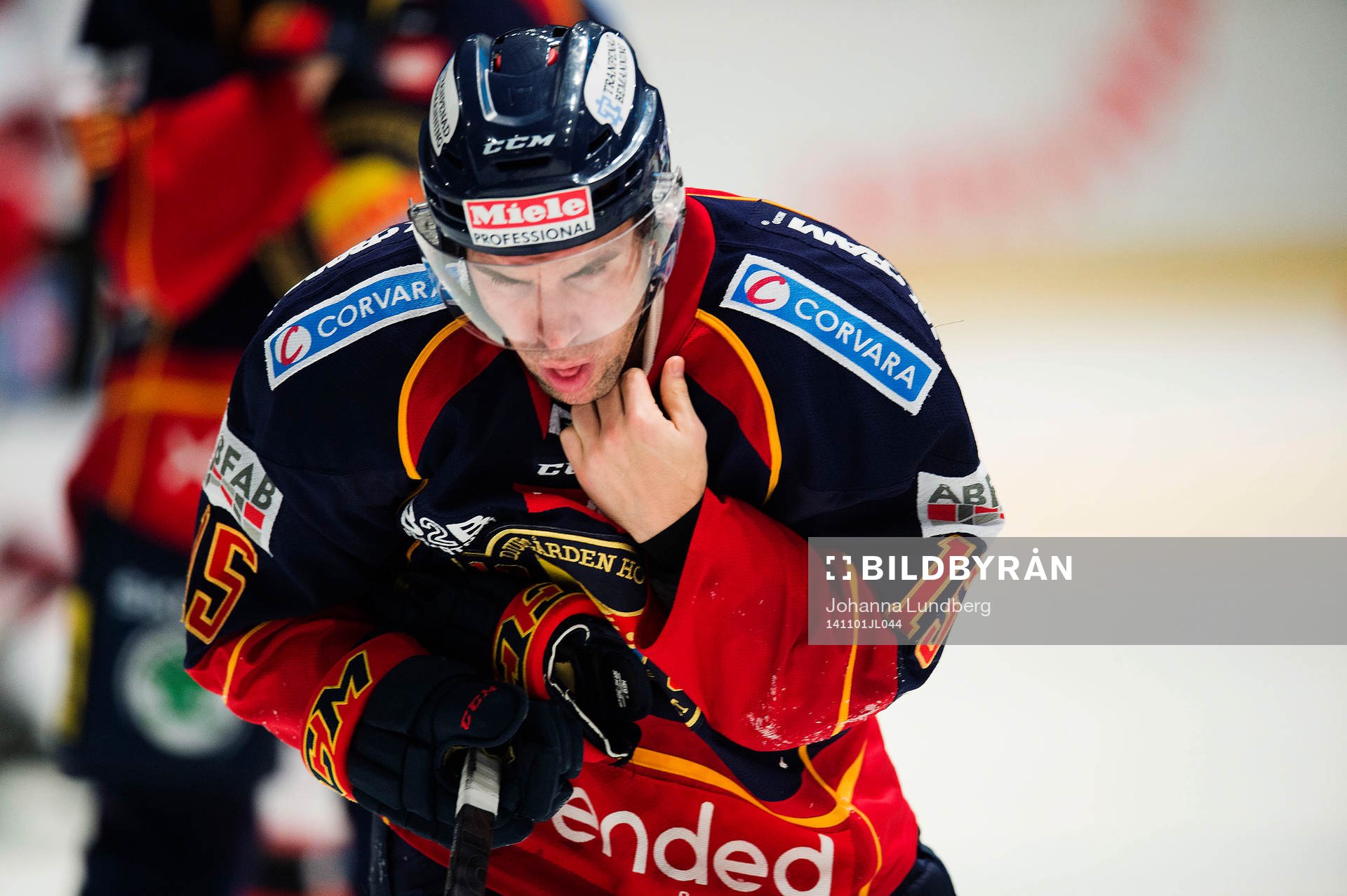 Djurgårdens Steve Saviano har ont