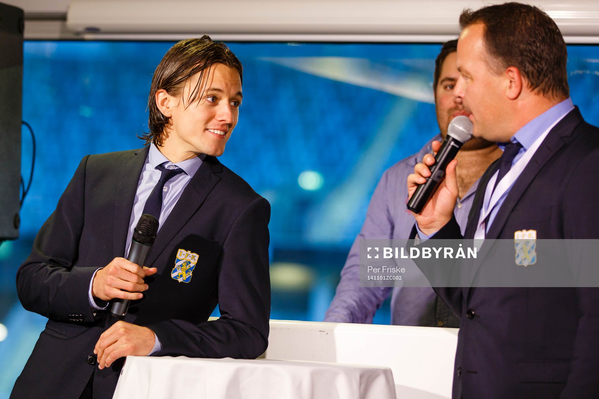 IFK Göteborgs Lasse Vibe intervjuas på scen under After Game efter fotbollsmatchen i Allsvenskan mellan IFK Göteborg och Halmstad den 1 november 2014 i Göteborg.
