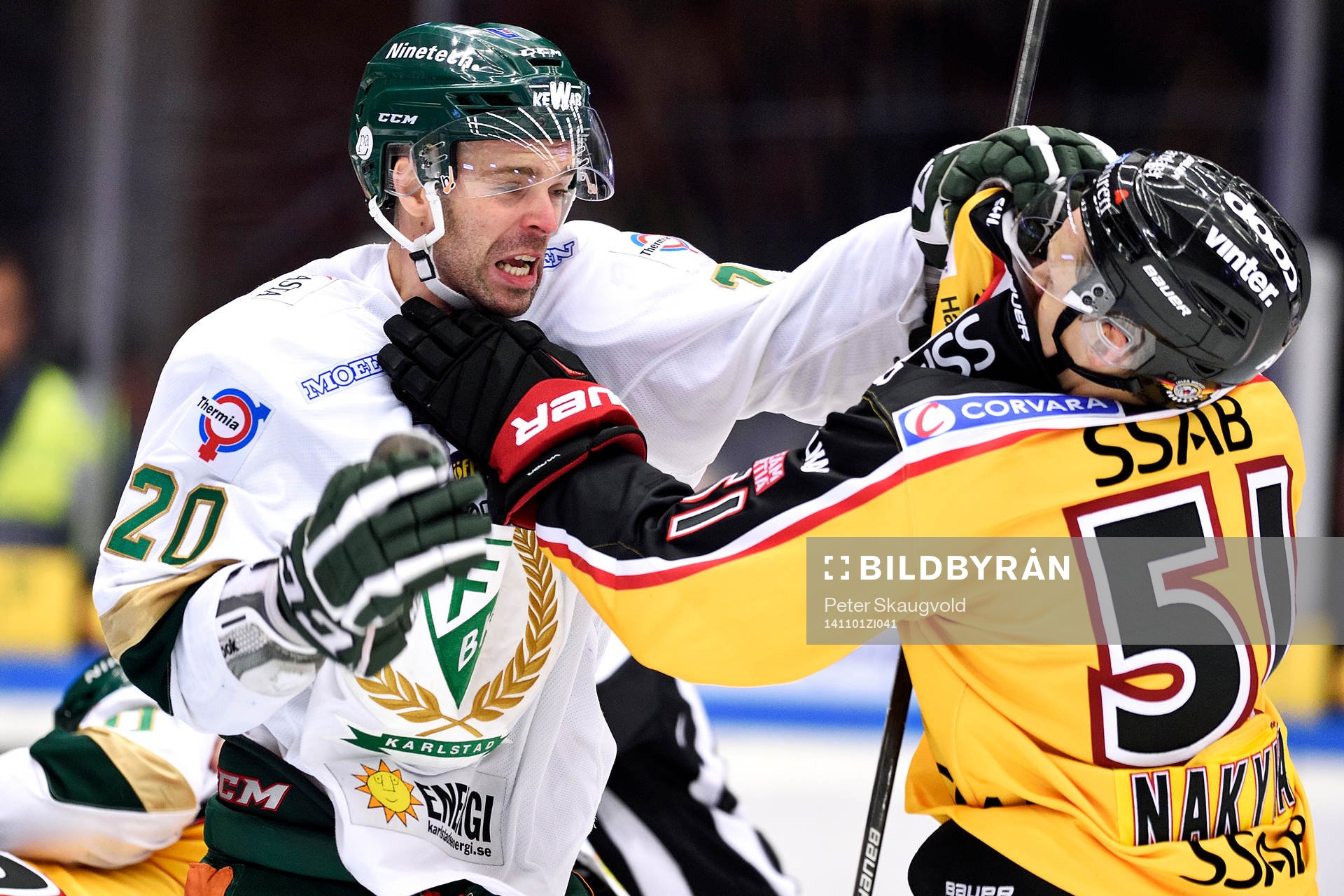 Färjestads Jakub Klepis och Luleås Kristian Näkyvä