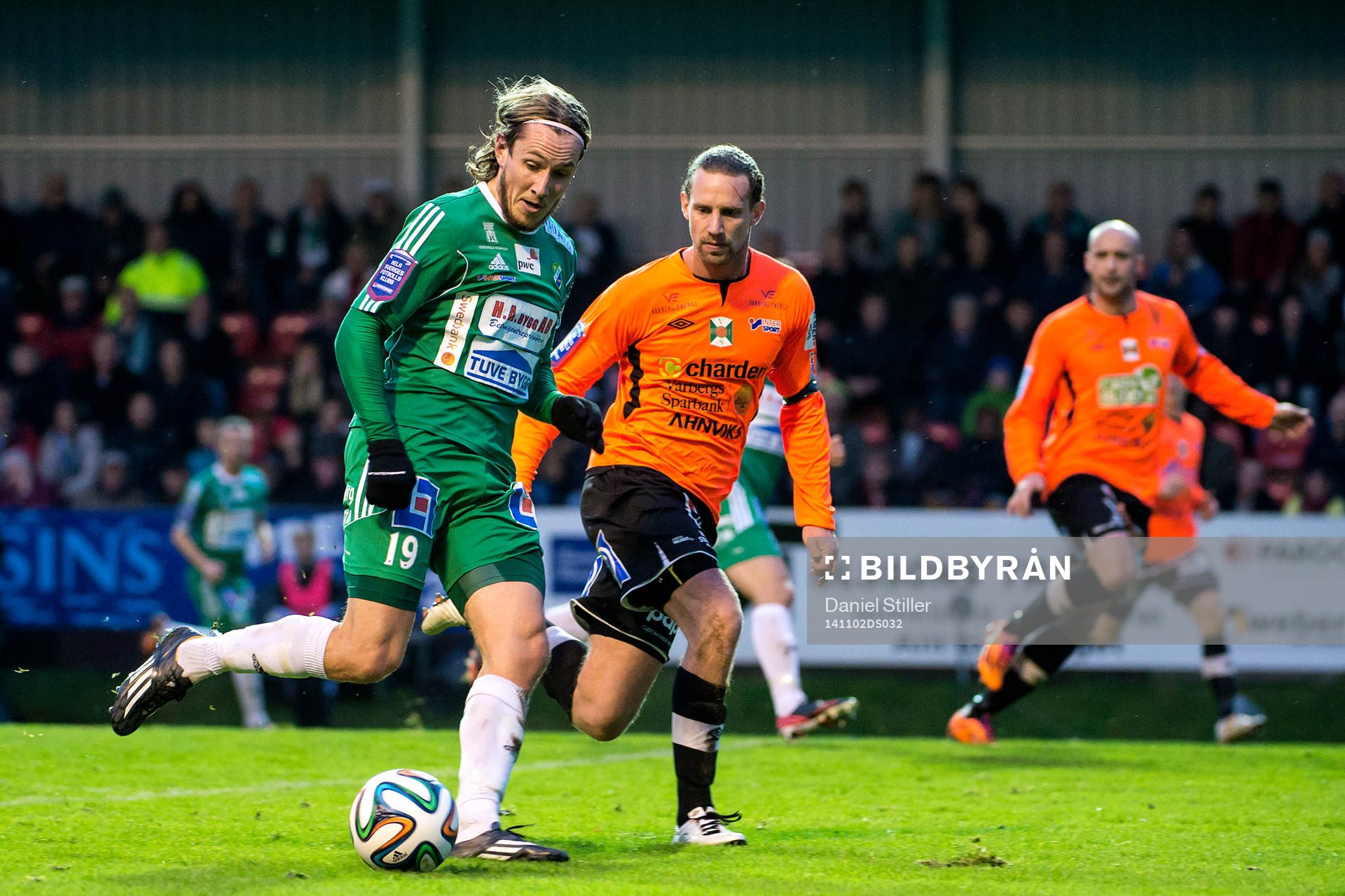 Ljungskiles David Johannesson i kamp Varbergs Thommie