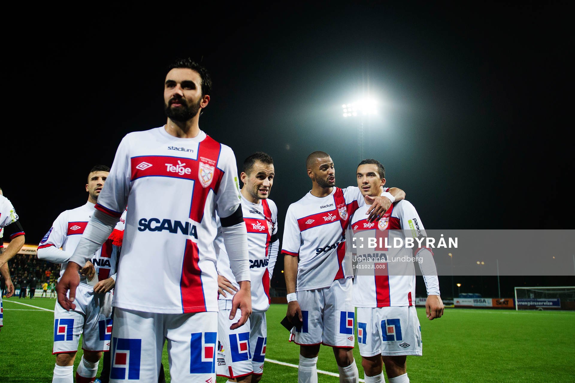 Assyriskas spelare jublar