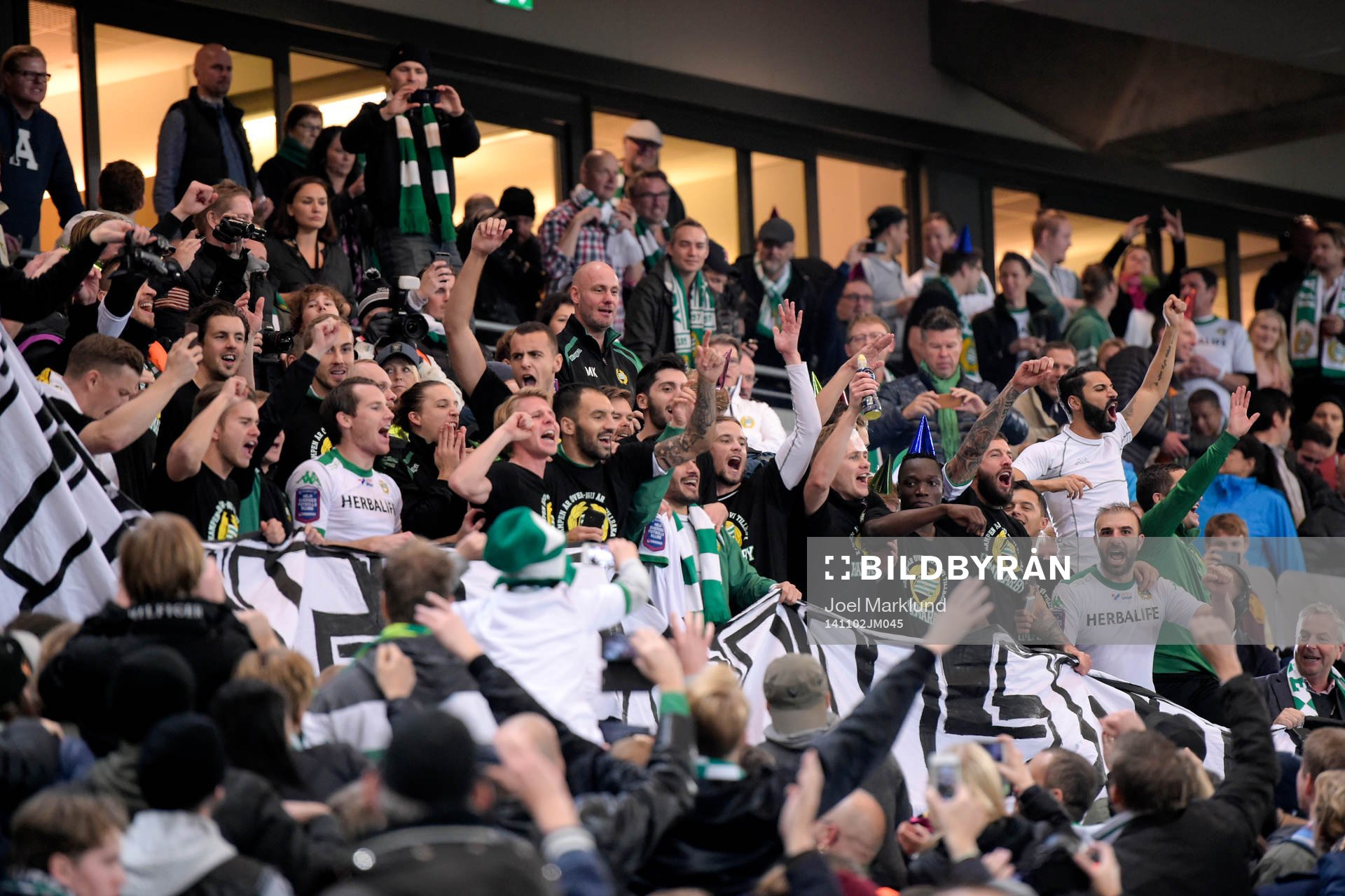 Hammarbys lag hyllas