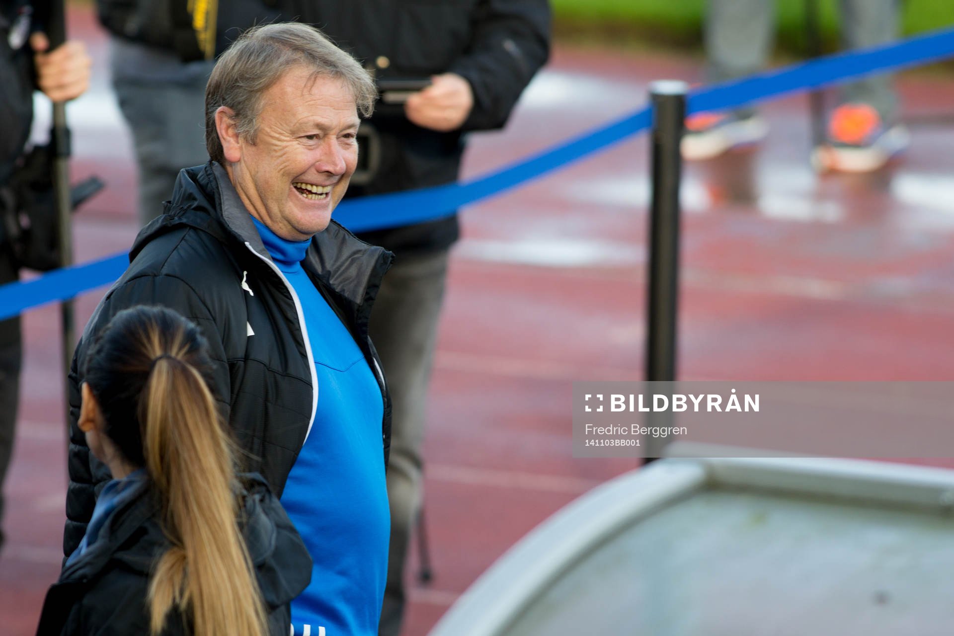 Malmö FFs tränare Åge Hareide skrattar