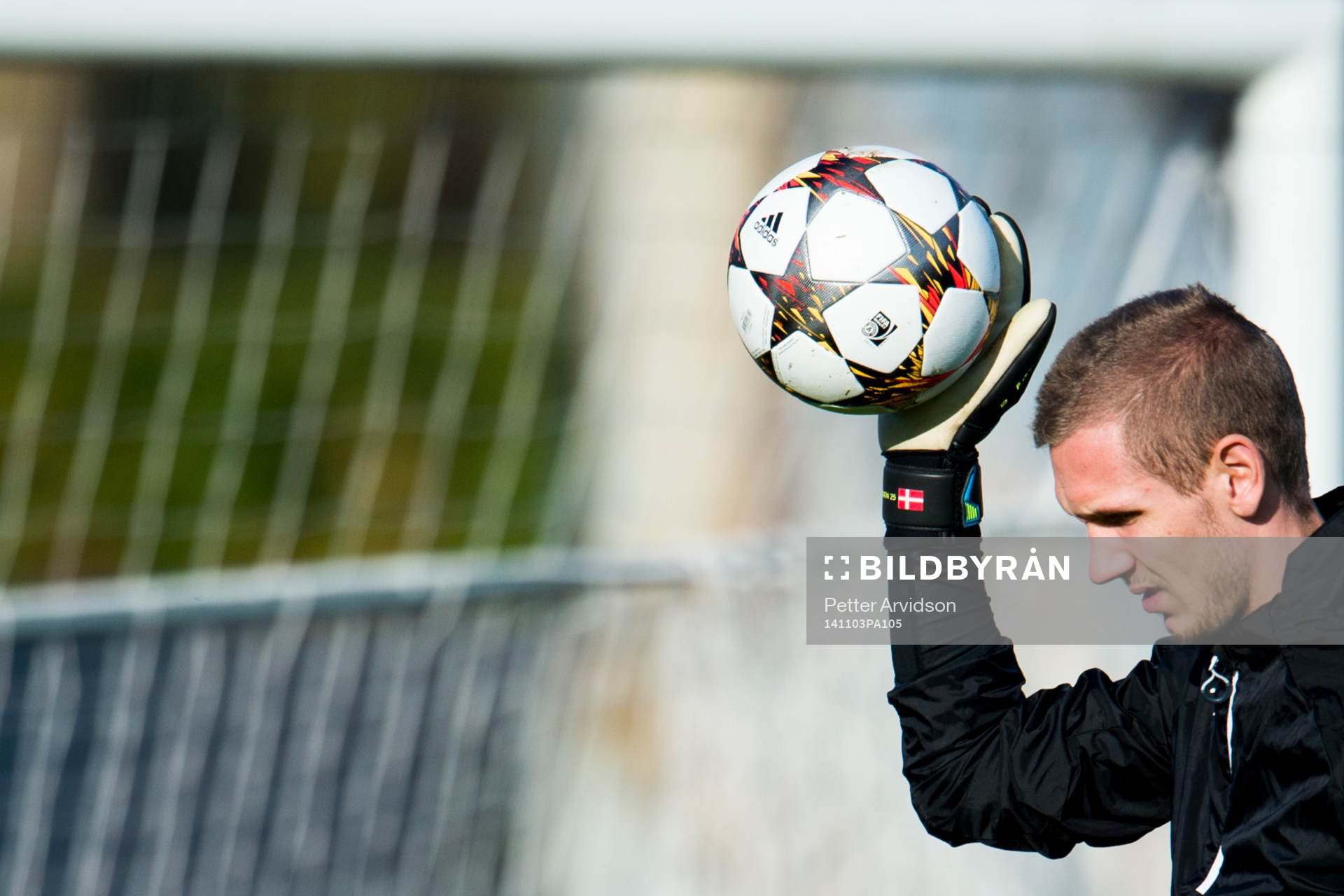 s målvakt Robin Olsen