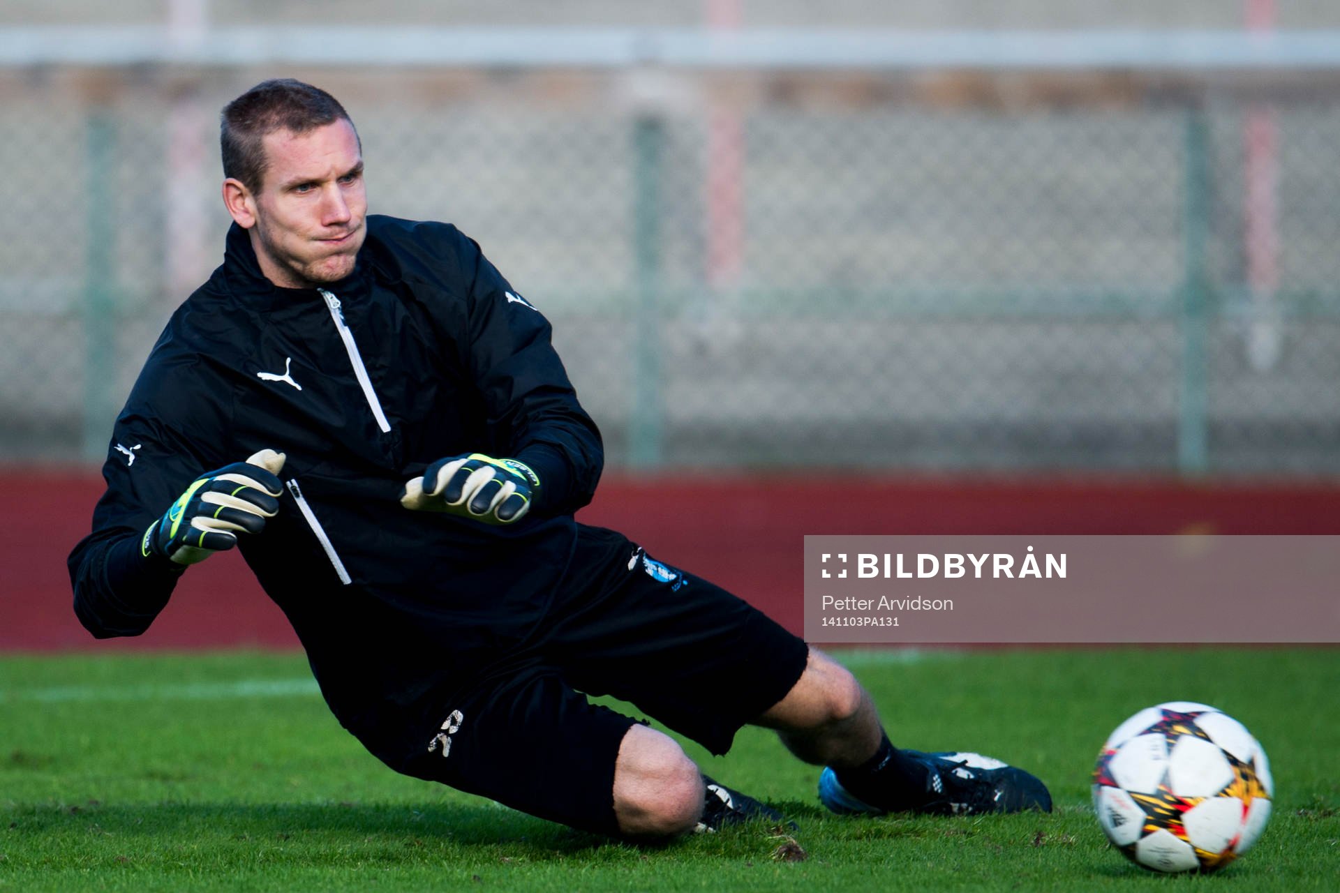 s målvakt Robin Olsen