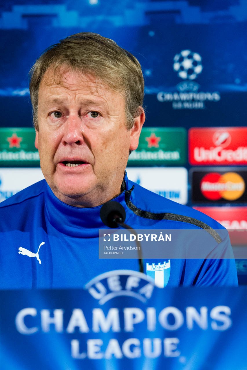 Malmö FFs tränare Åge Hareide under en presskonferens den 3 november 2014 i Malmö.