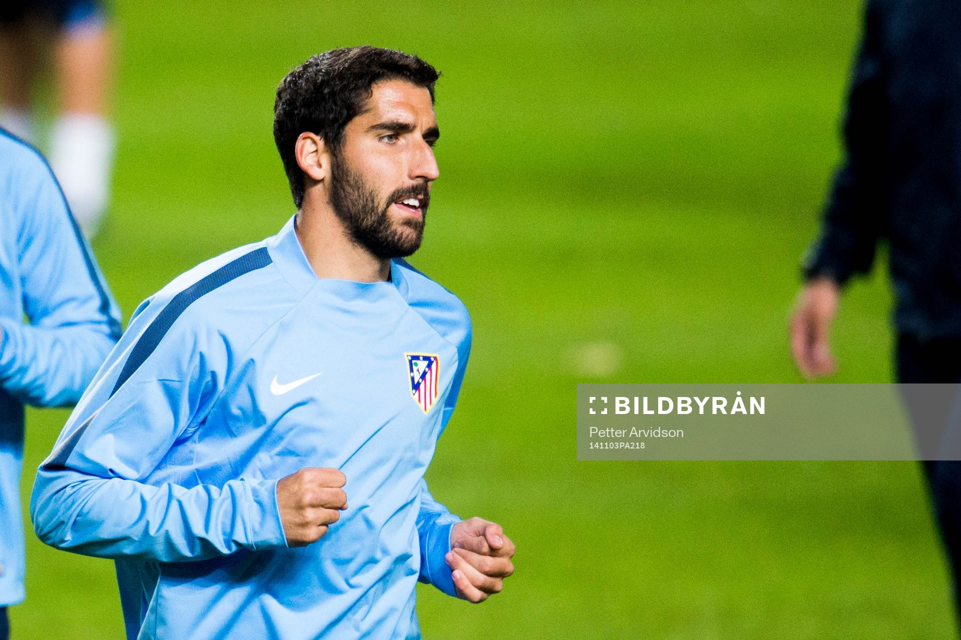 Atletico Madrids Raul Garcia under en träning den 3 november 2014 i Malmö.