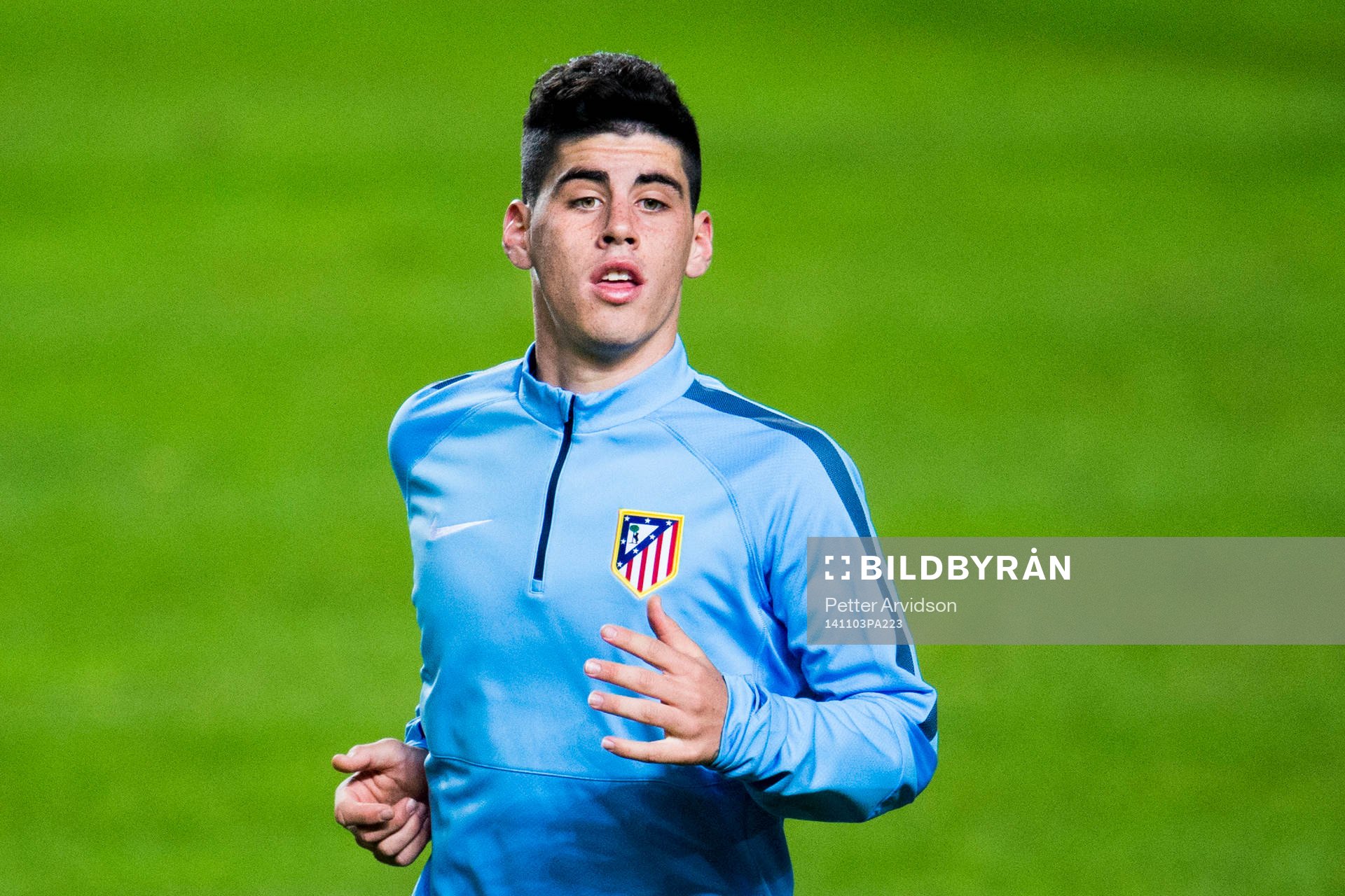 Atletico Madrids Antonio Montoro under en träning den 3 november 2014 i Malmö.