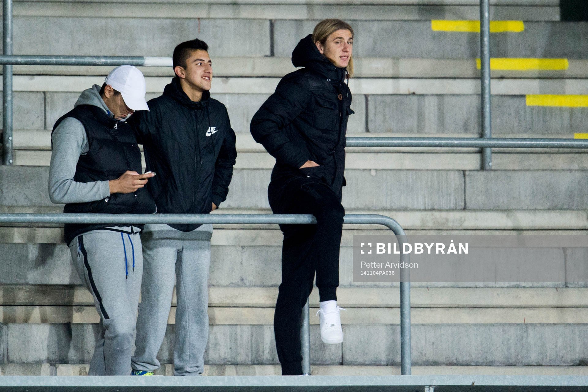 Malmö FFs Pawel Cibicki (th) som spelare i A-laget ser