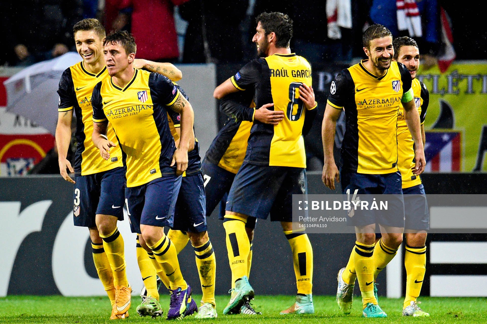 Atletico Madrids spelare jublar
