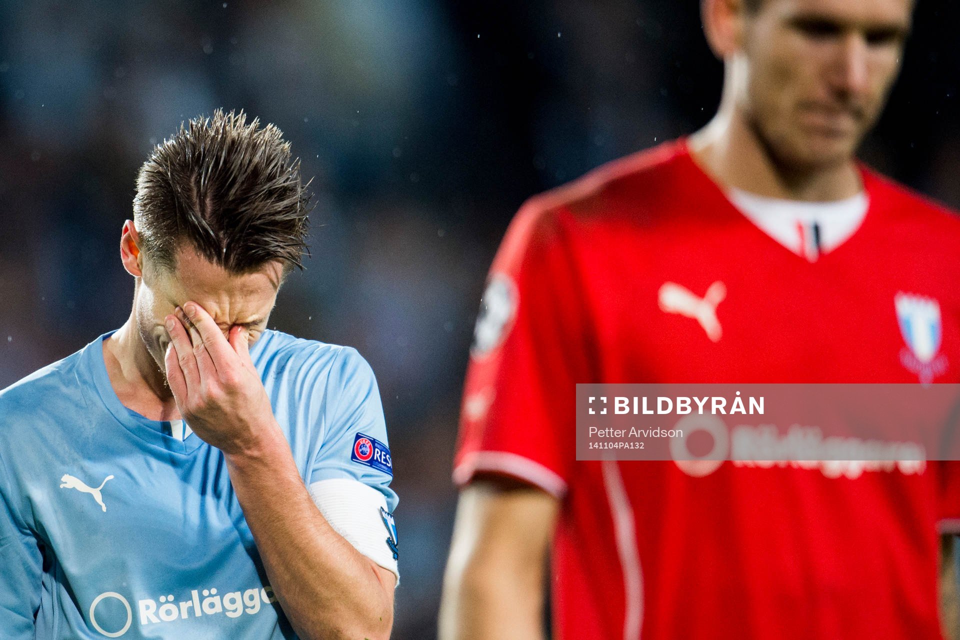 s Markus Rosenberg och målvakt Robin Olsen deppar