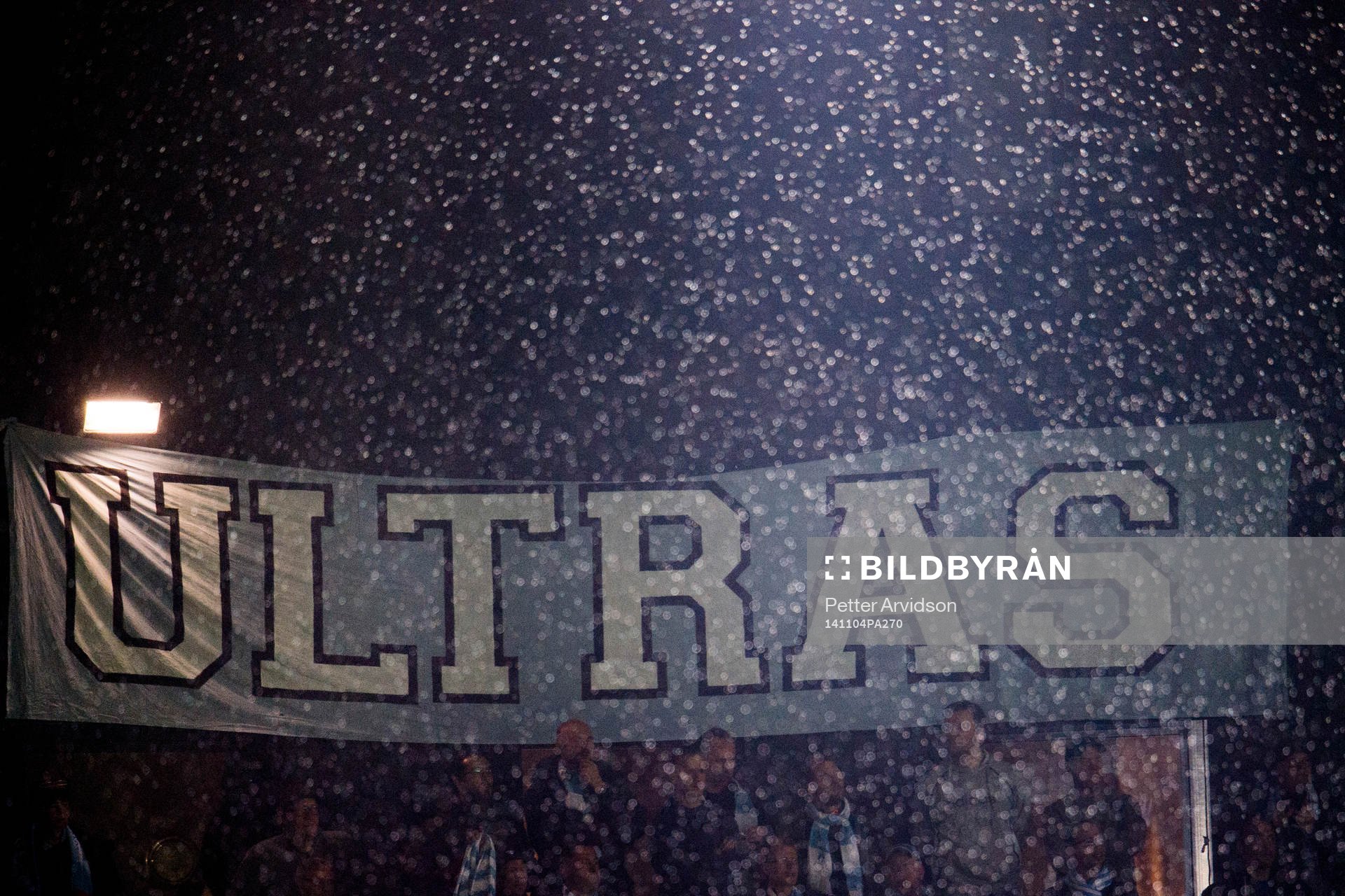 En banderoll med texten Ultras