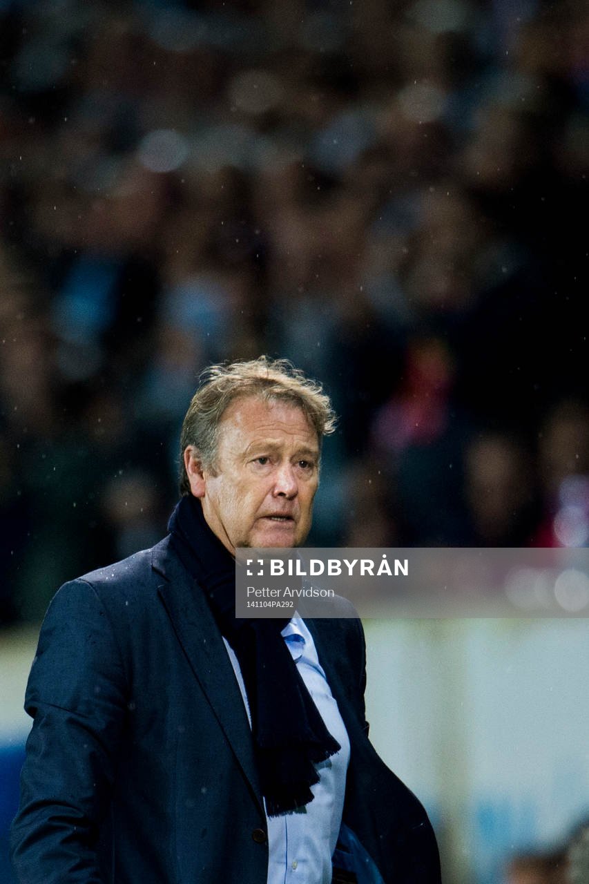 Malmö FF:s tränare Åge Hareide under fotbollsmatchen i Champions League mellan Malmö FF och Atlético Madrid den 4 november 2014 i Malmö.