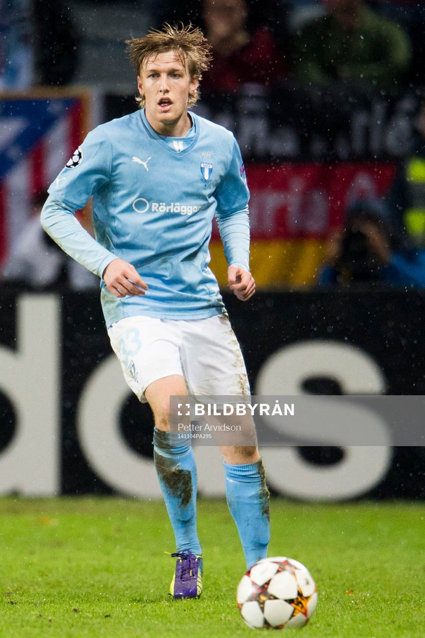 Malmö FF:s Emil Forsberg under fotbollsmatchen i Champions League mellan Malmö FF och Atlético Madrid den 4 november 2014 i Malmö.