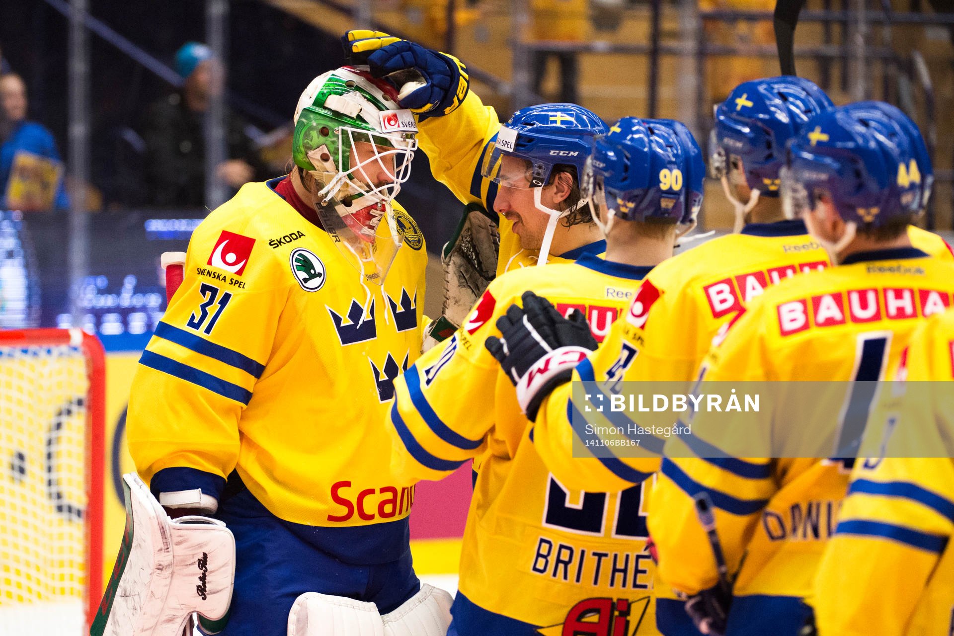 Sveriges målvakt Anders Nilsson och Andreas Thuresson
