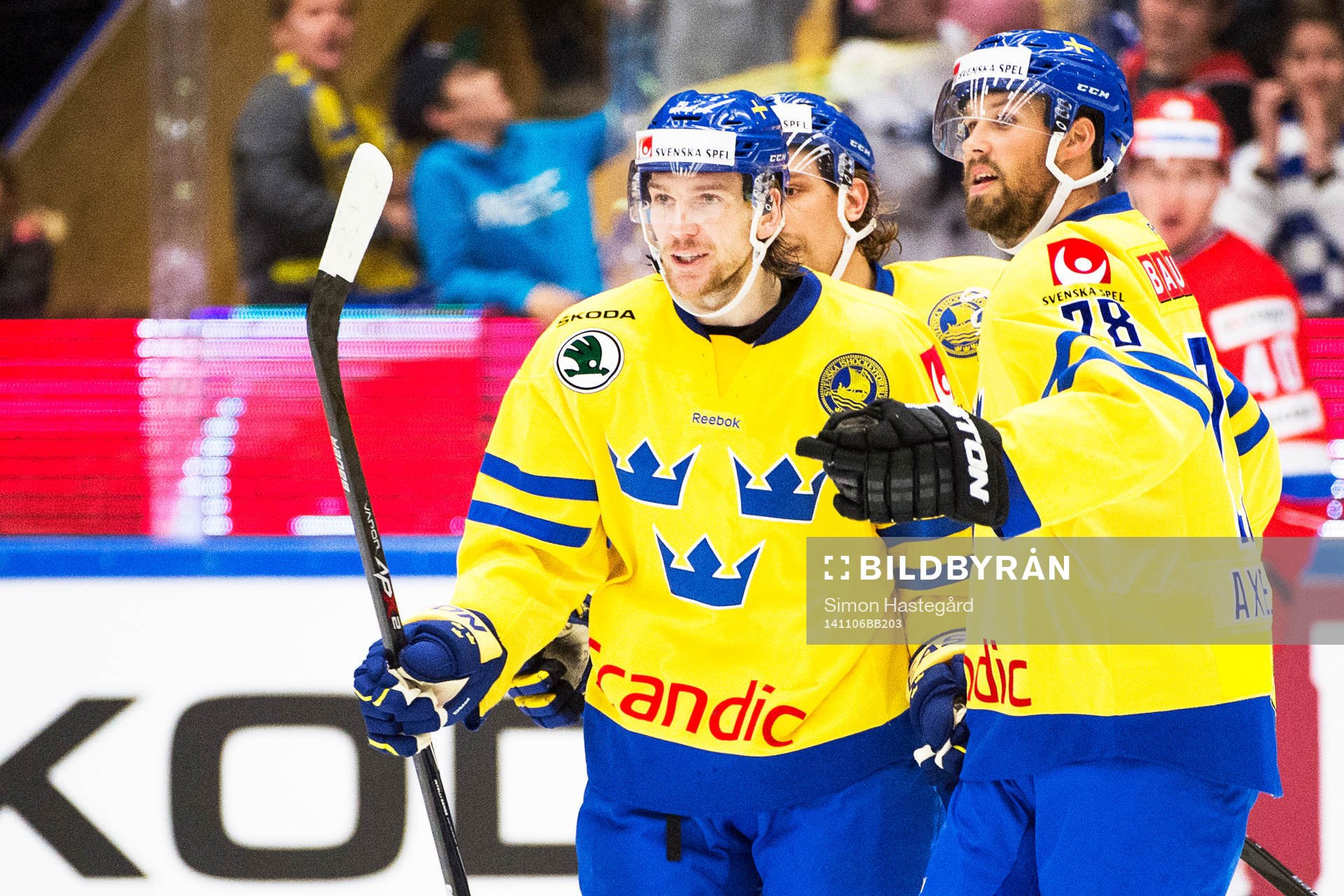 Sveriges Tom Wandell och Dick Axelsson jublar
